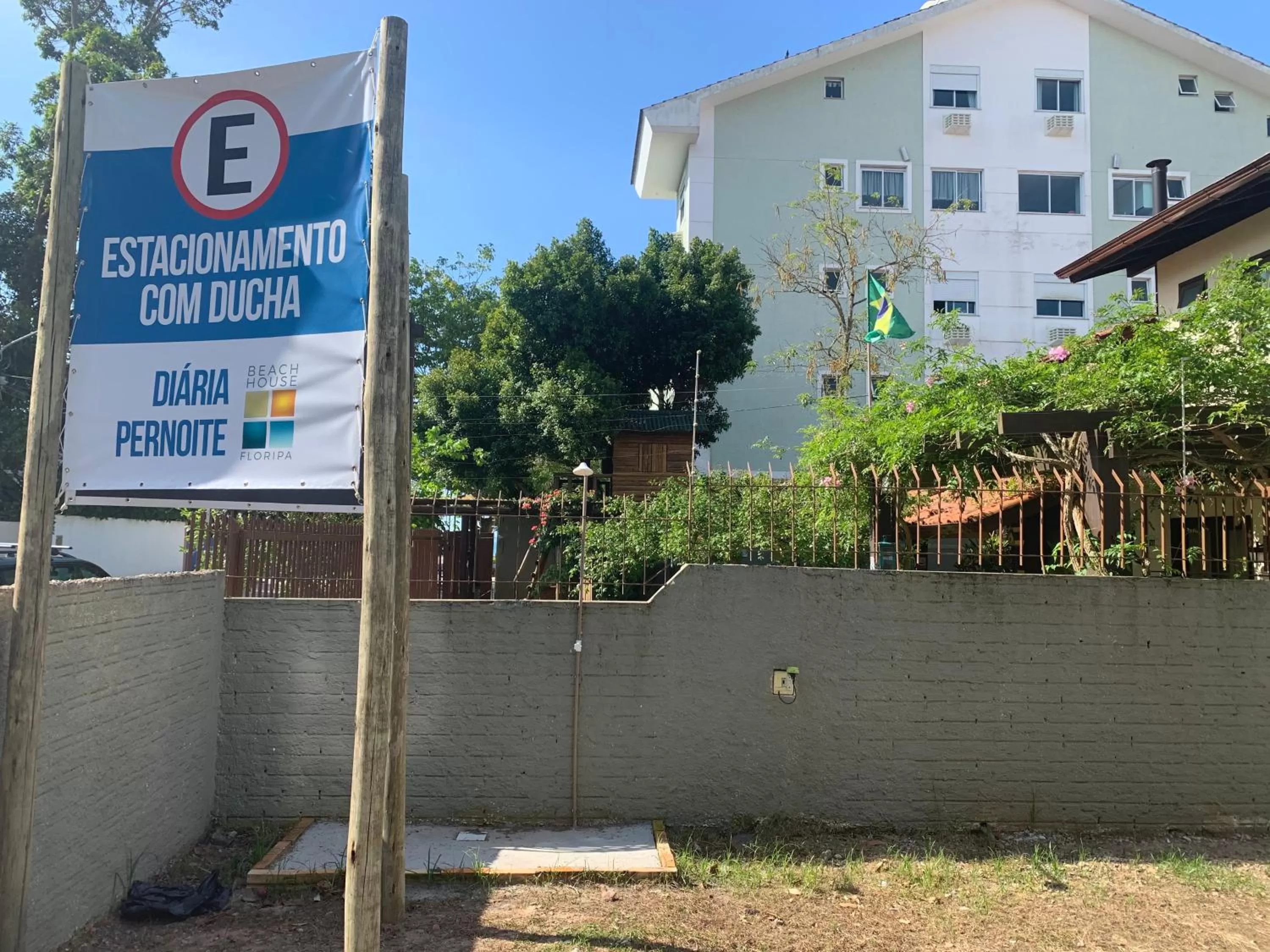 Property Building in Beach House Floripa