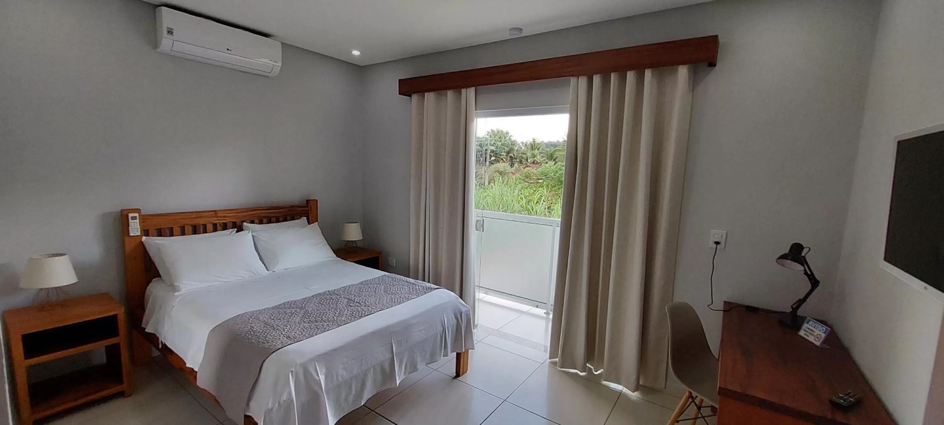 Bedroom, Bed in Pousada das Saíras