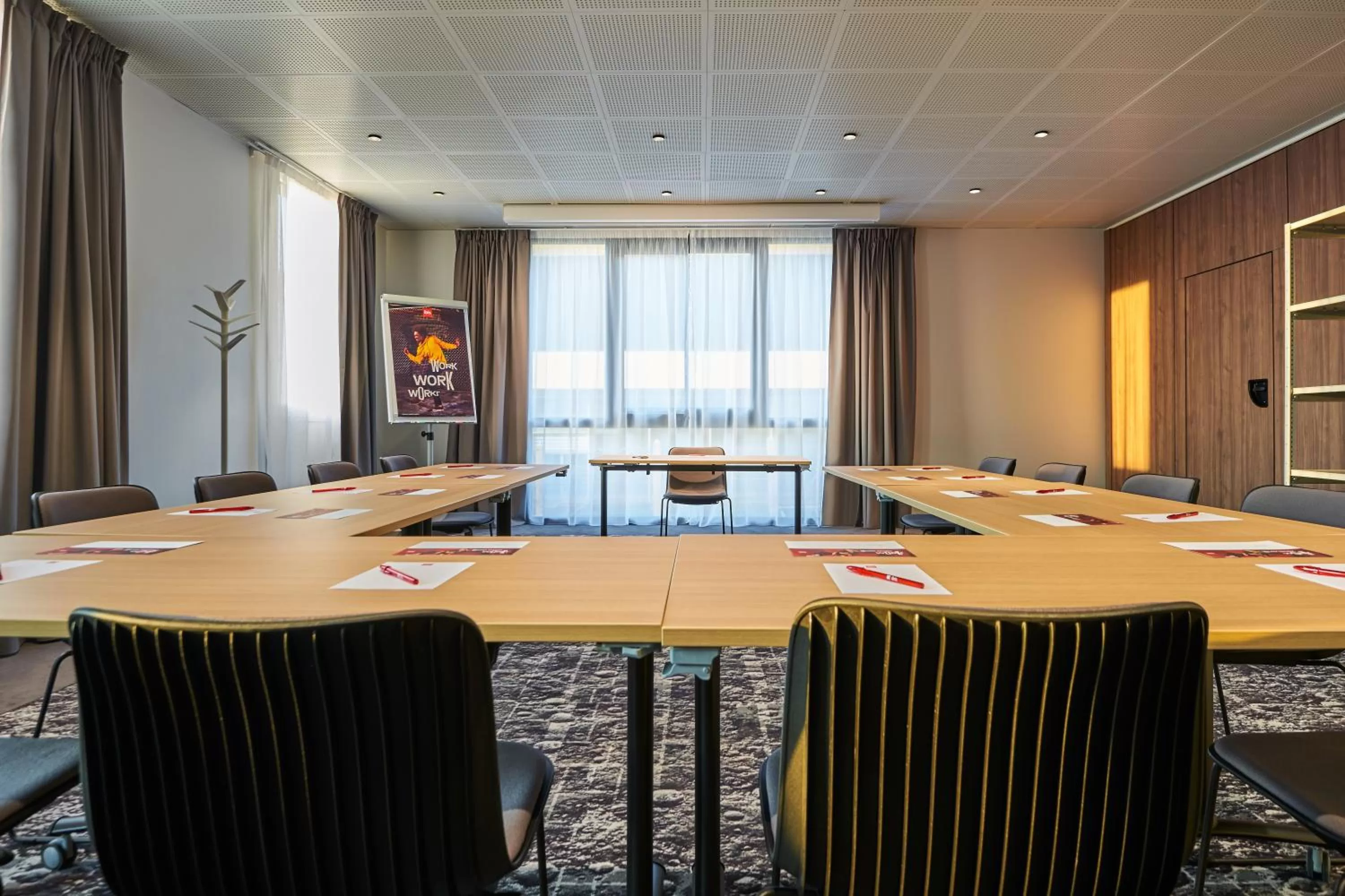Meeting/conference room in Ibis Montlhery Paris Sud