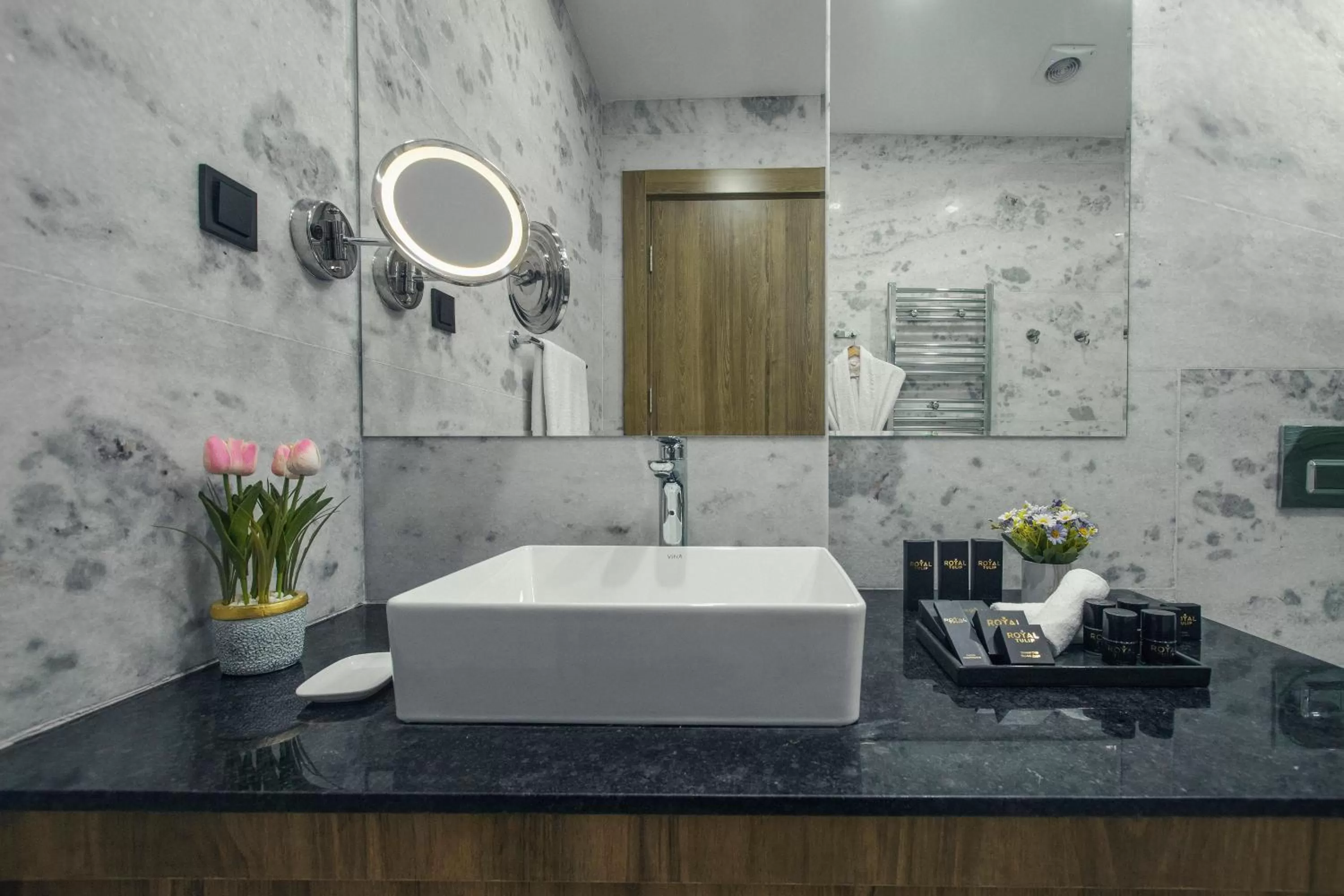 Bathroom in Royal Tulip Hotel & Casino, Tbilisi