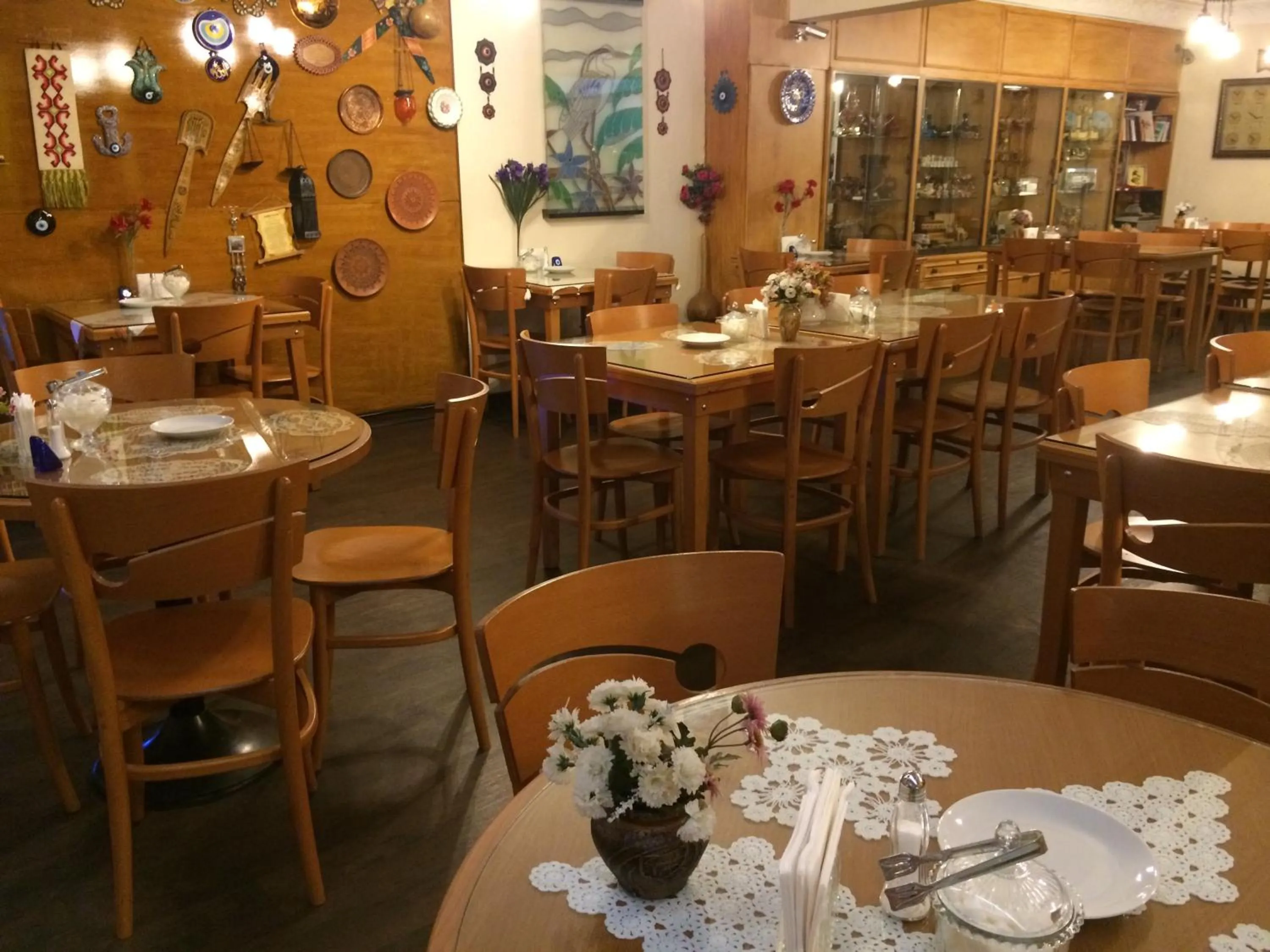 Restaurant/places to eat in Hotel Nezih Istanbul