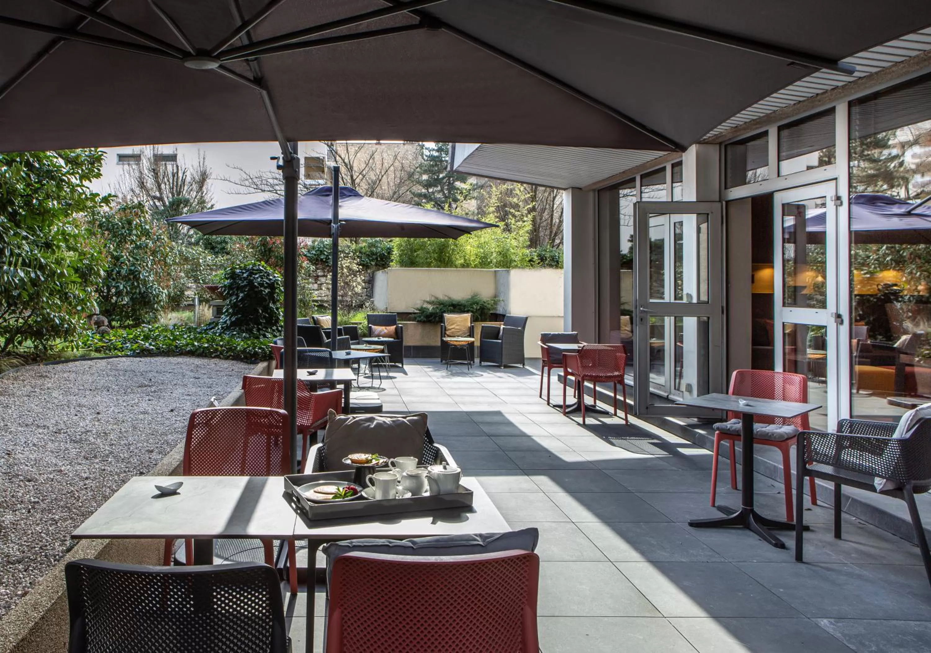 Patio in Hotel Paris Boulogne - Futur Mercure Paris Boulogne Pont de Saint Cloud - Janvier 2026