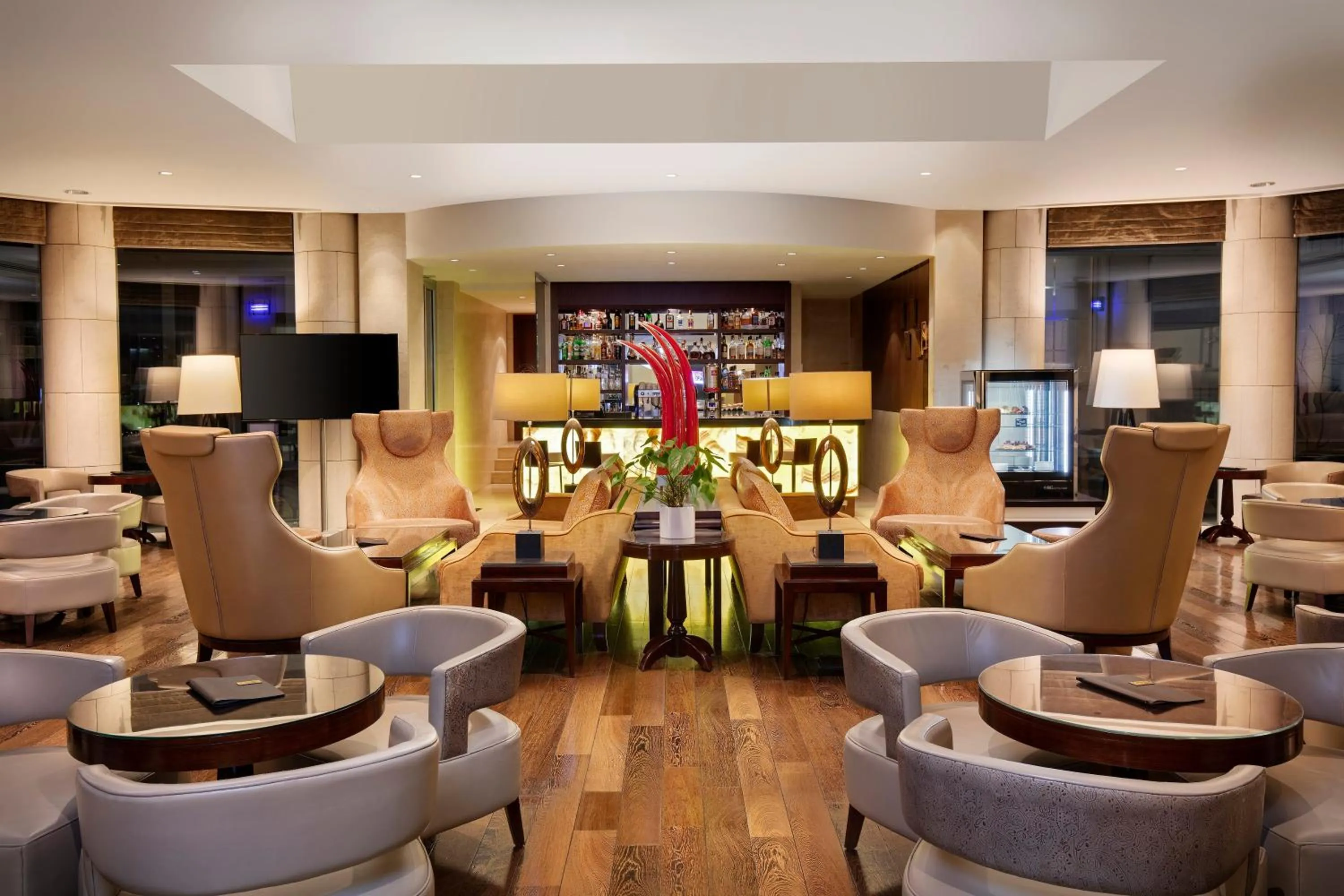 Lounge or bar in Crowne Plaza Bucharest by IHG