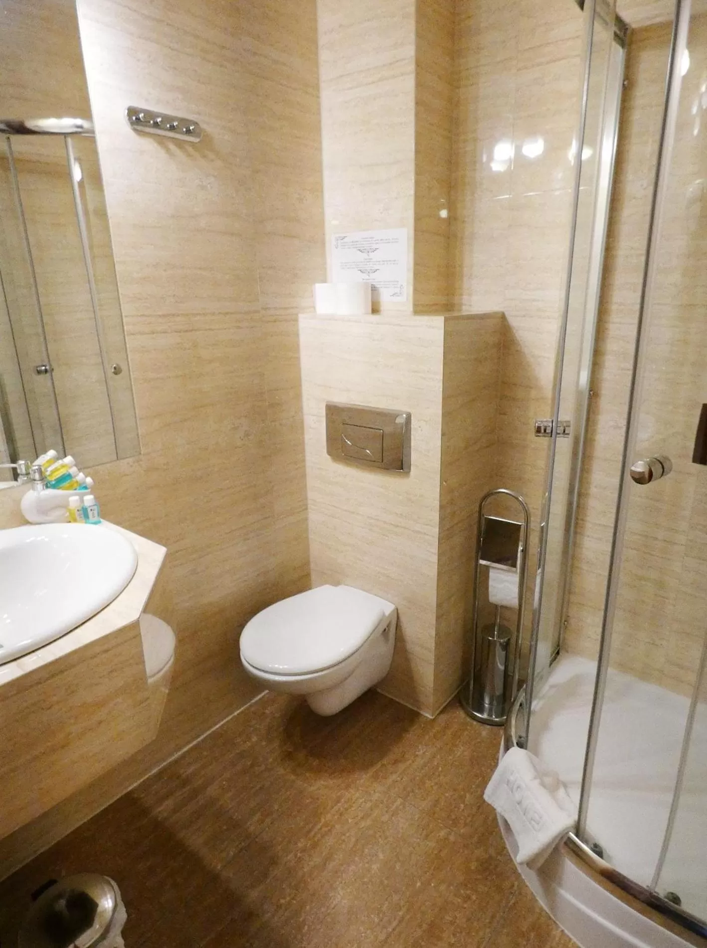 Shower in Aparthotel Adler