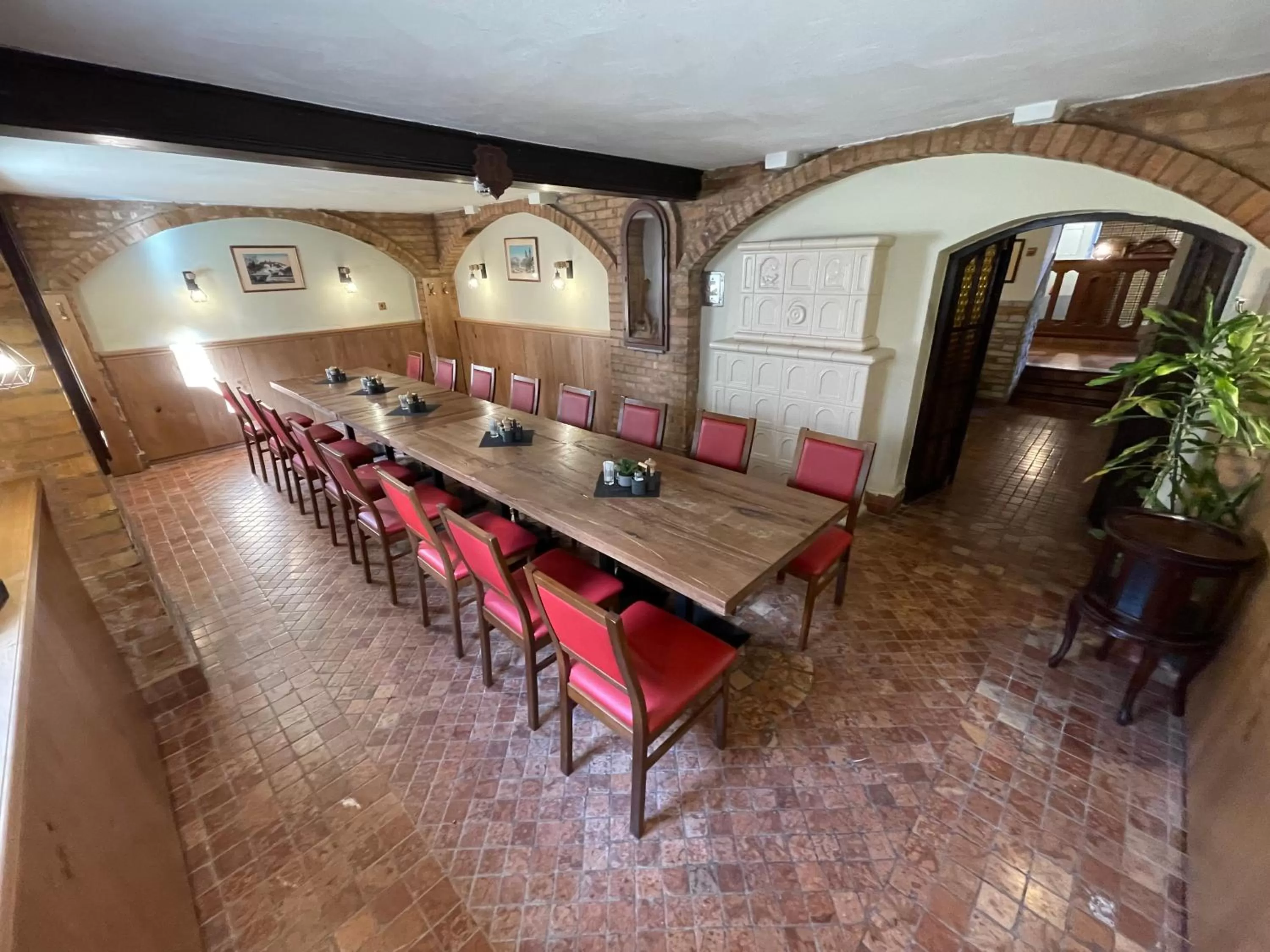 Restaurant/places to eat in Révész Hotel, Restaurant and Rosa Spa