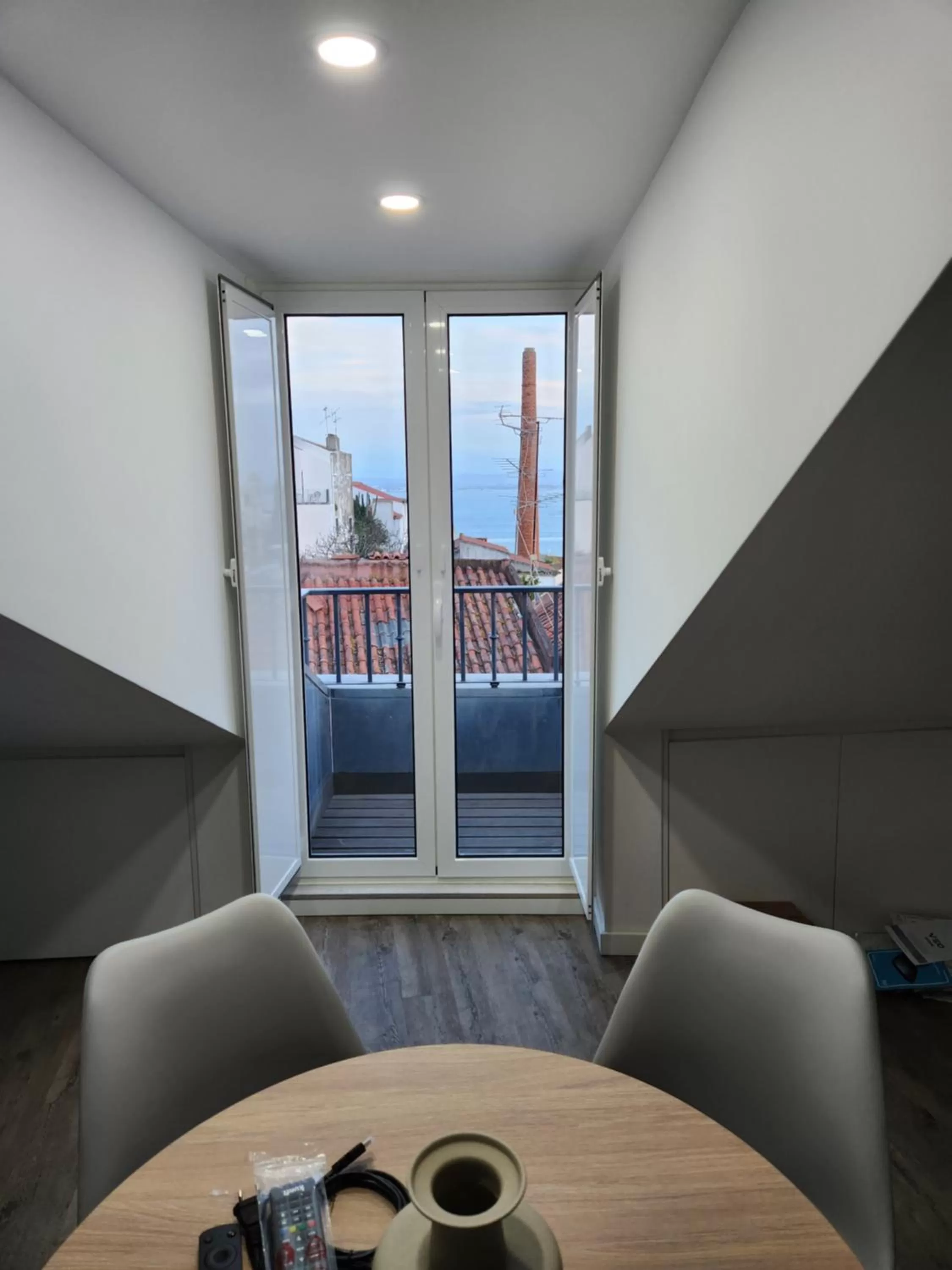 Loios Studios and Apartments