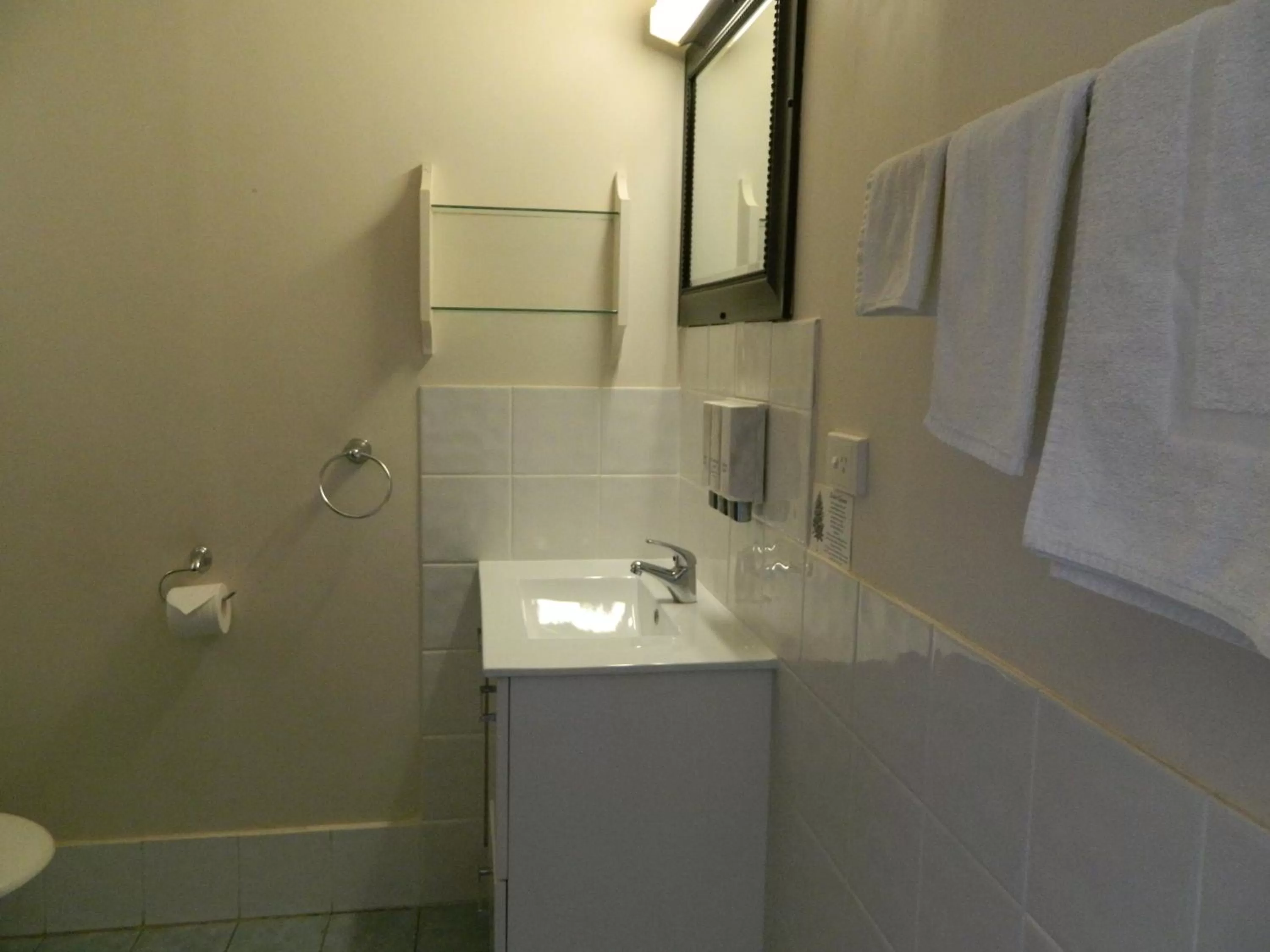 Bathroom in Coachman Motel