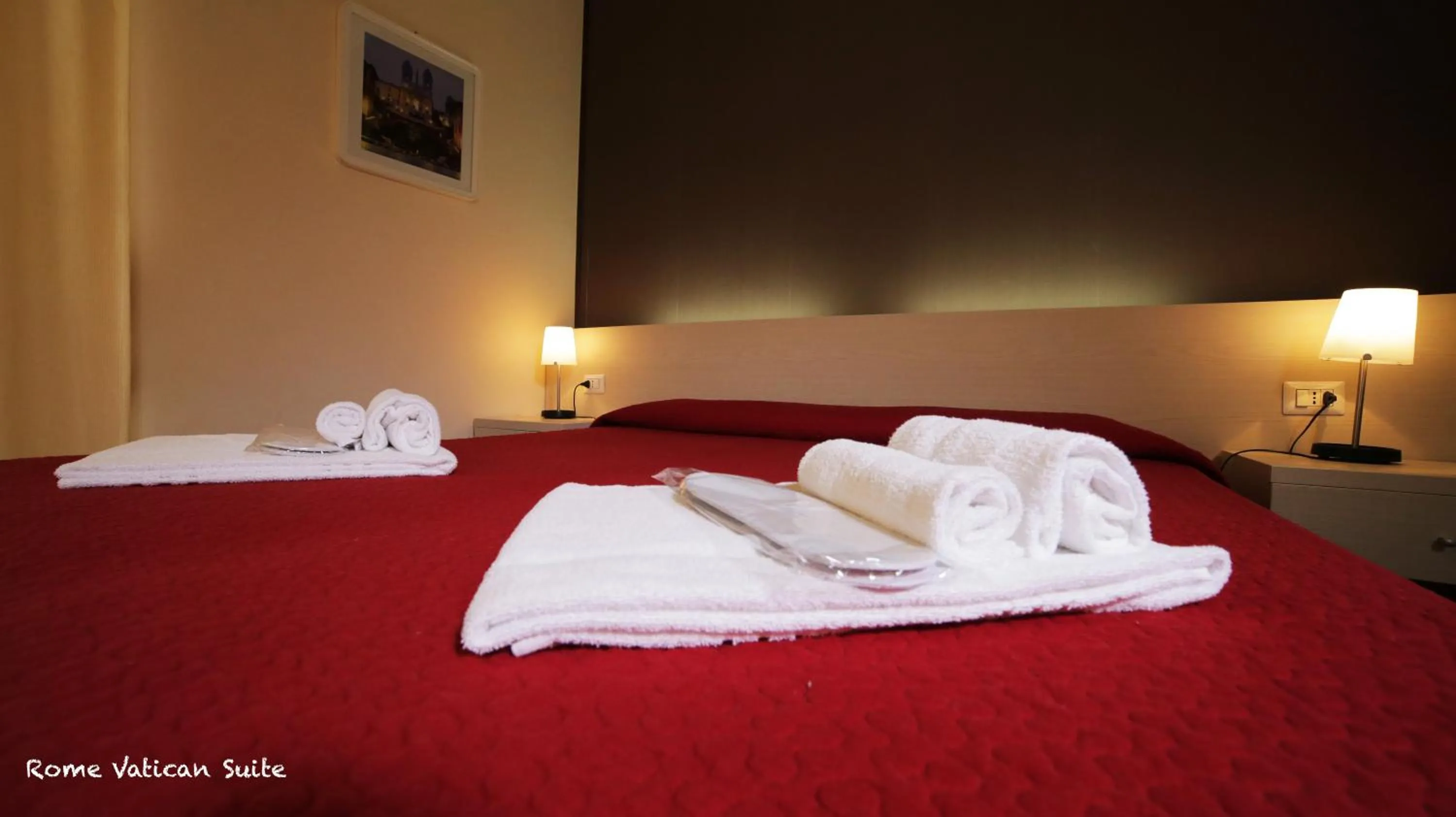 Bedroom, Bed in Rome Vatican Suite