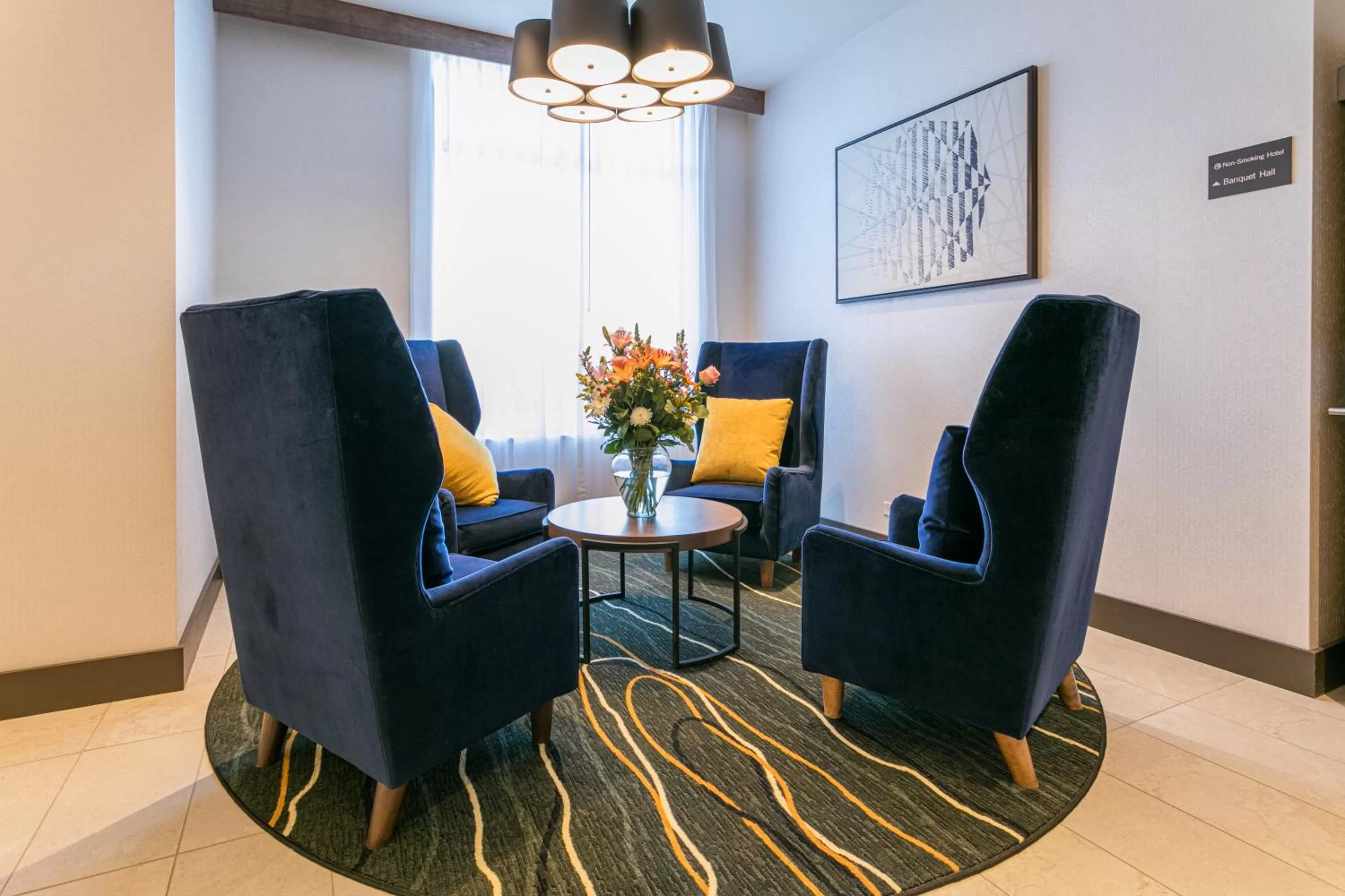 Seating area in Hyatt Place Wilmington Riverfront