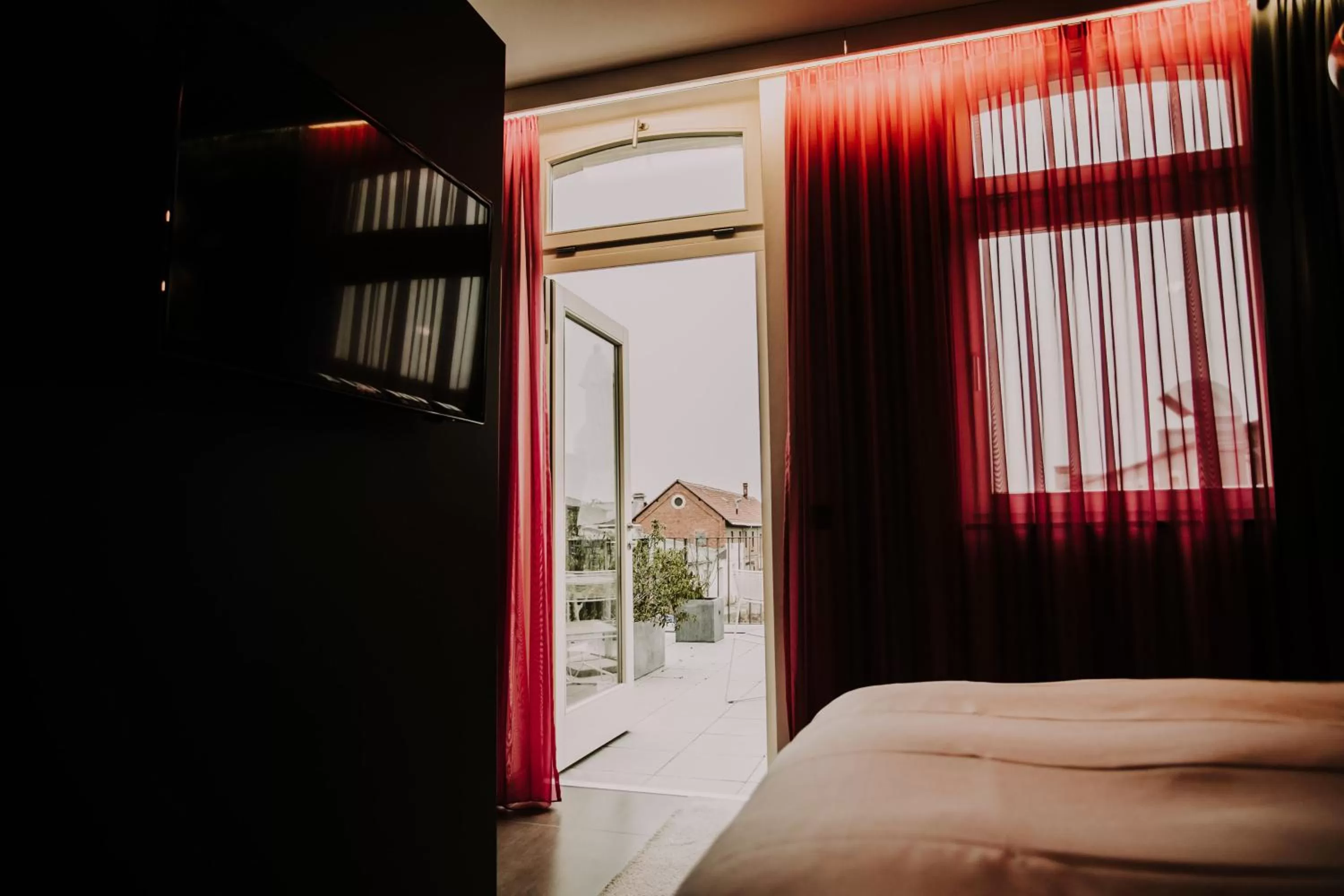 Balcony/Terrace, Bed in Hotel & Restaurant Heyligenstaedt