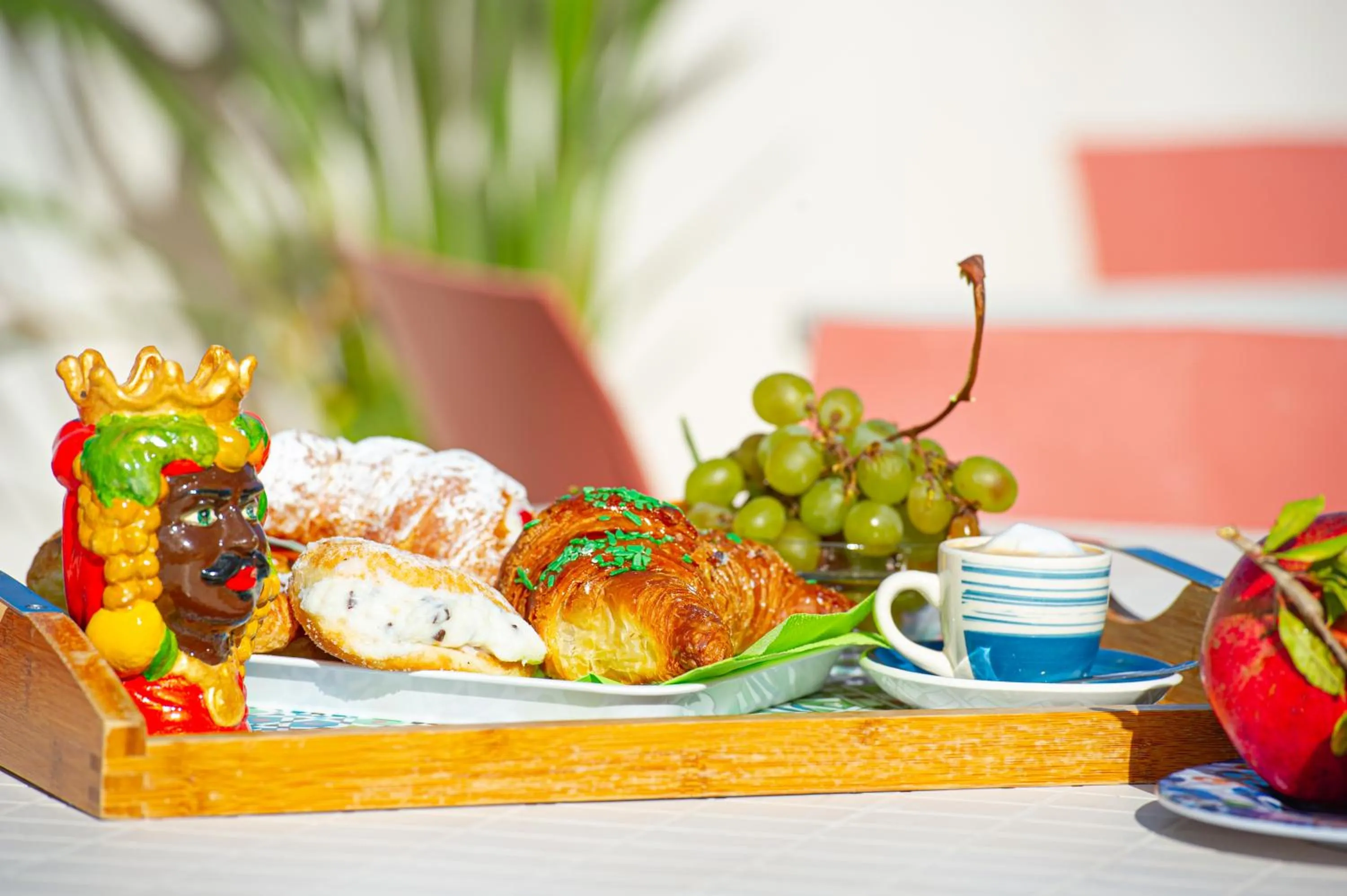 Breakfast in ZIBIBBO SUITES & ROOMS - Aparthotel in Centro Storico a Trapani