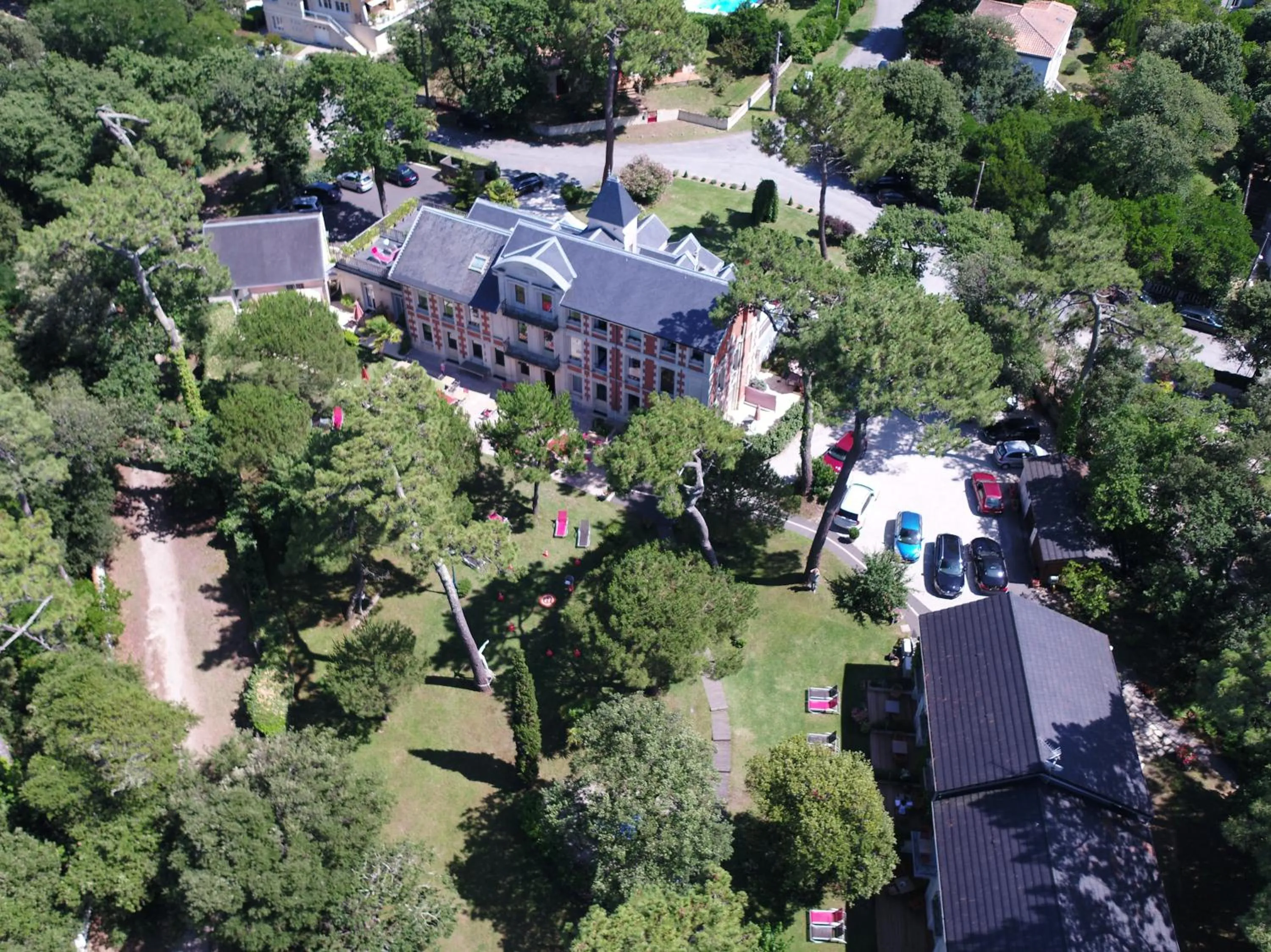 Bird's eye view in Hôtel The Originals Résidence de Rohan (EX RELAIS DU SILENCE)