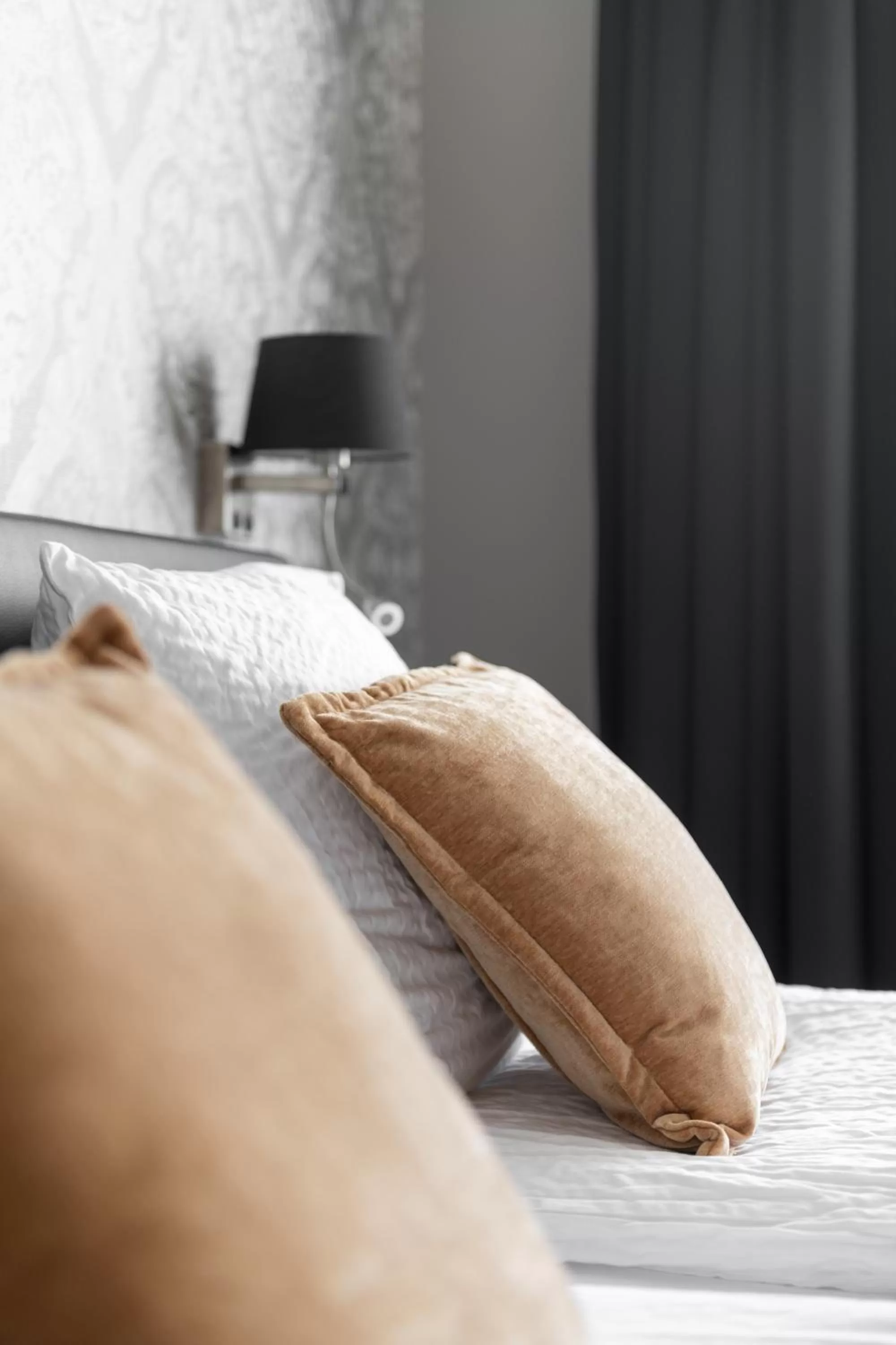 Decorative detail, Bed in B&B Herenhuis