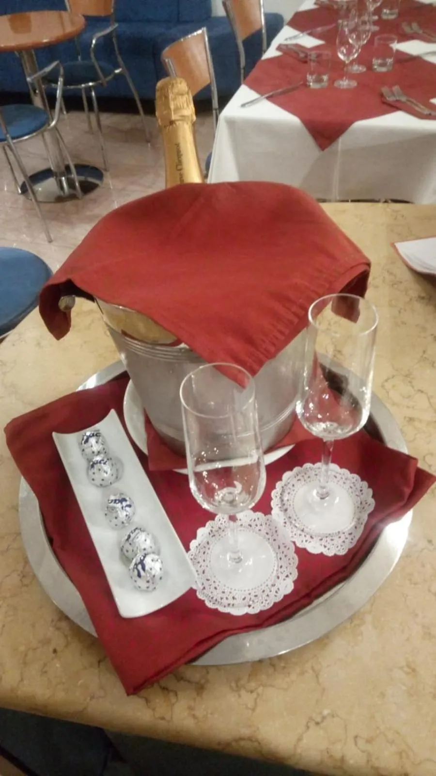 Drinks in Hotel Priscilla