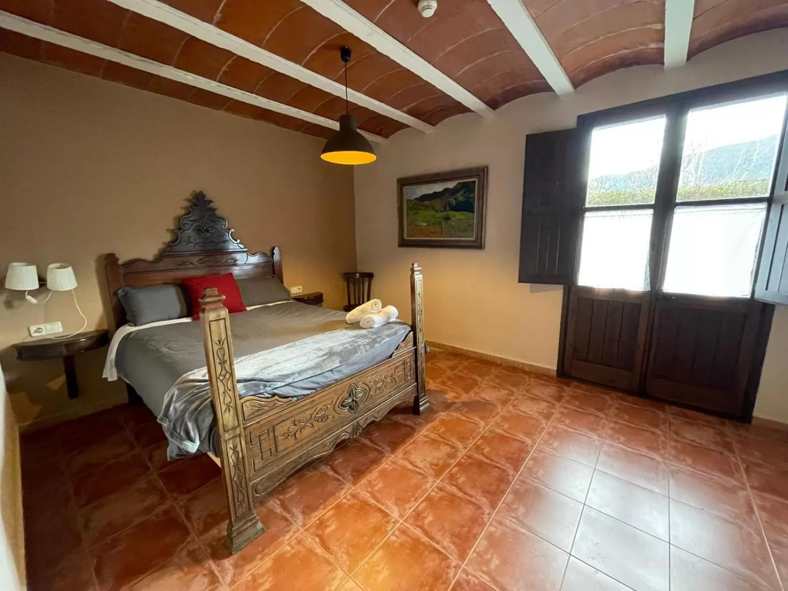 Photo of the whole room in Hotel Cruells