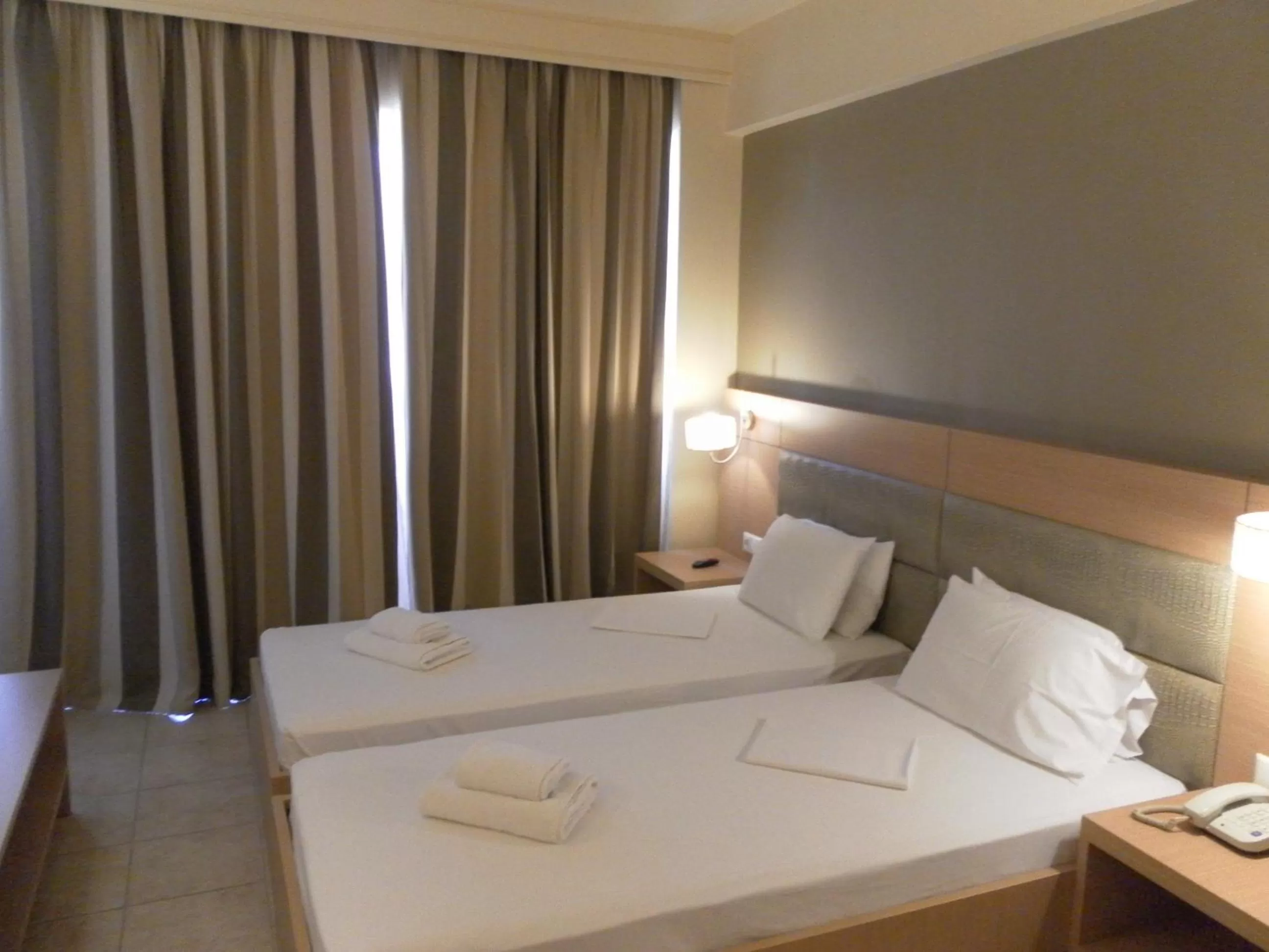 Bedroom, Bed in Esperia