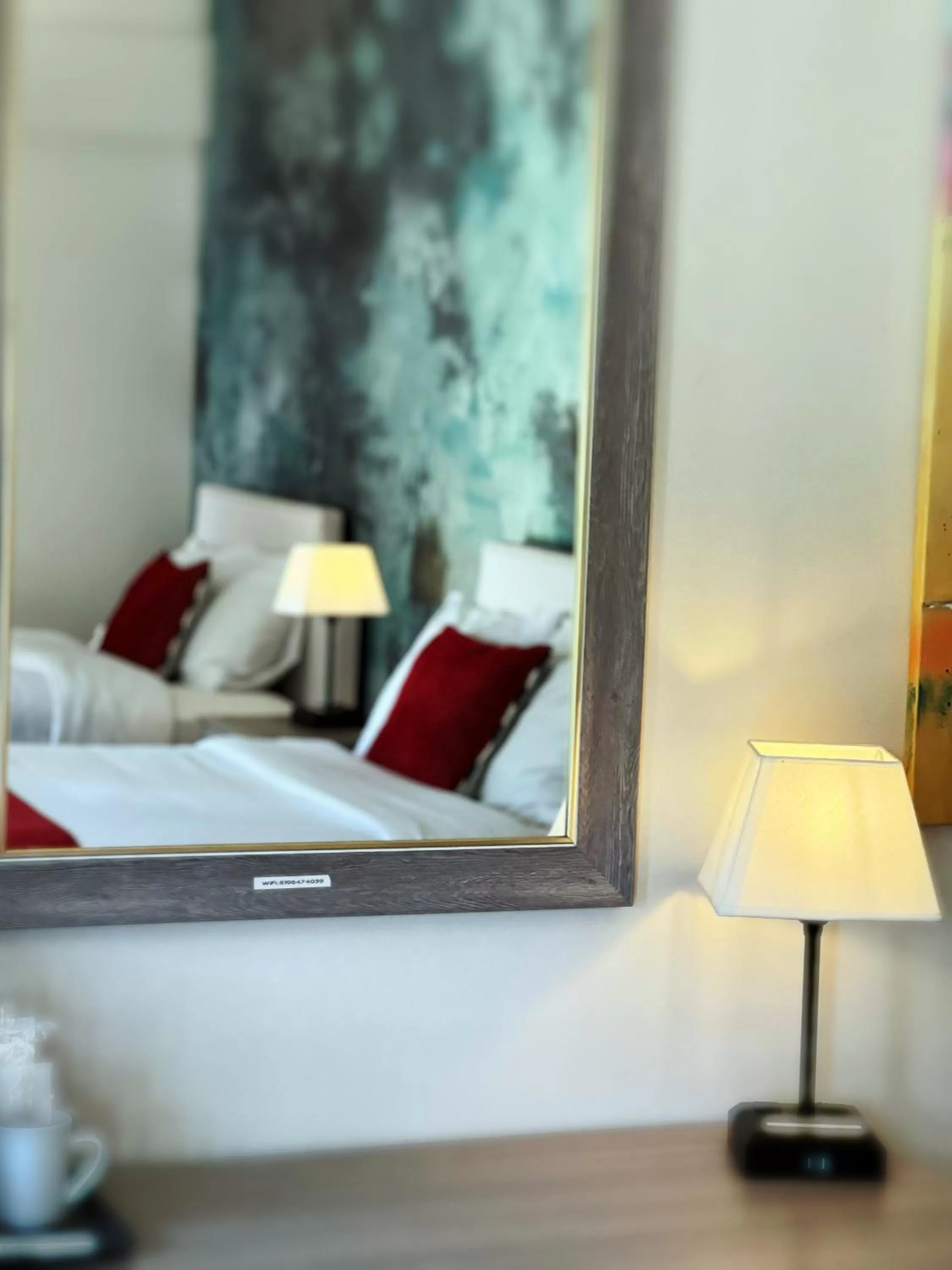 Bedroom, Bed in Auberge du Grand Lac