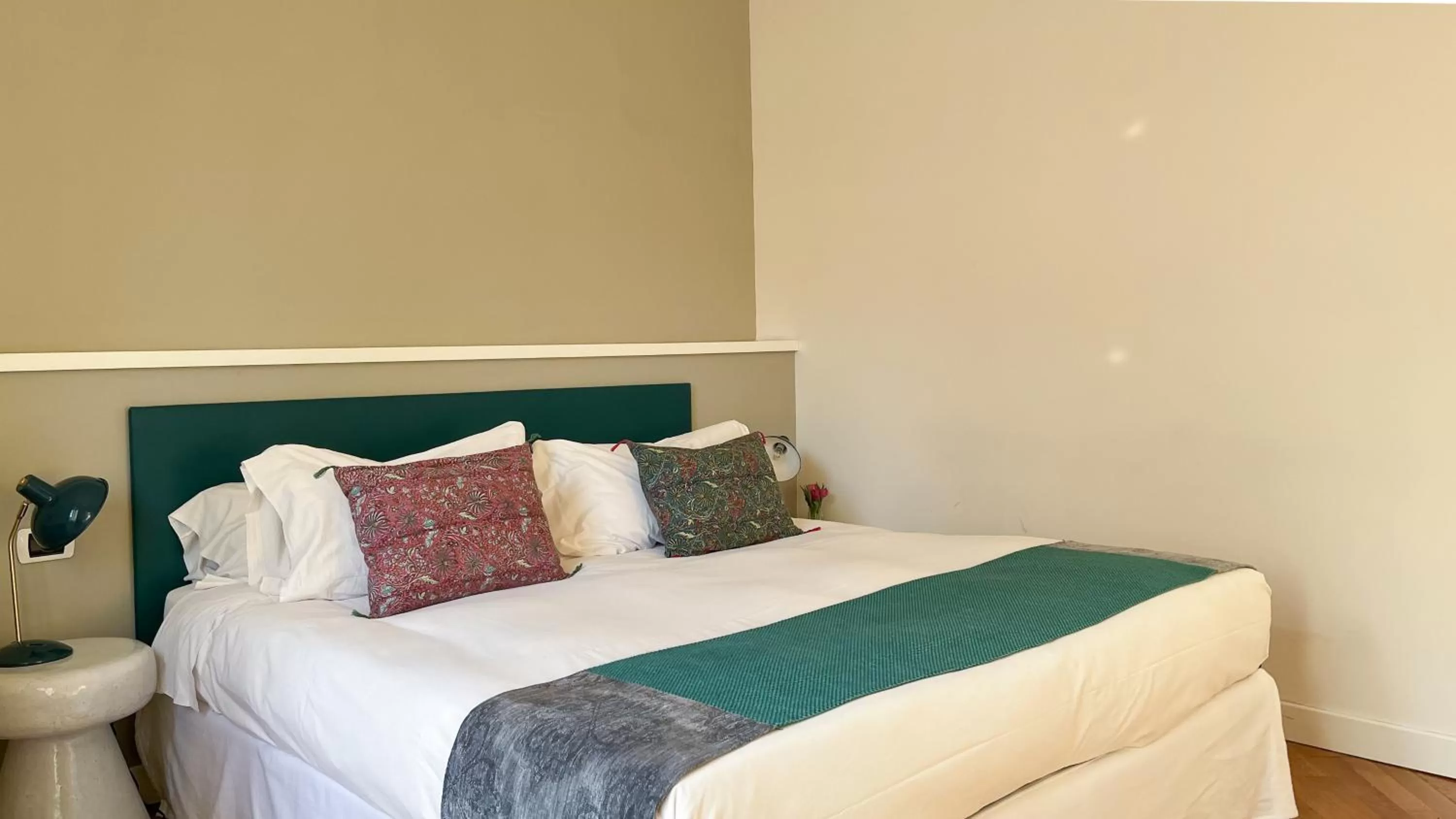 Bedroom, Bed in NTB Roma B&B