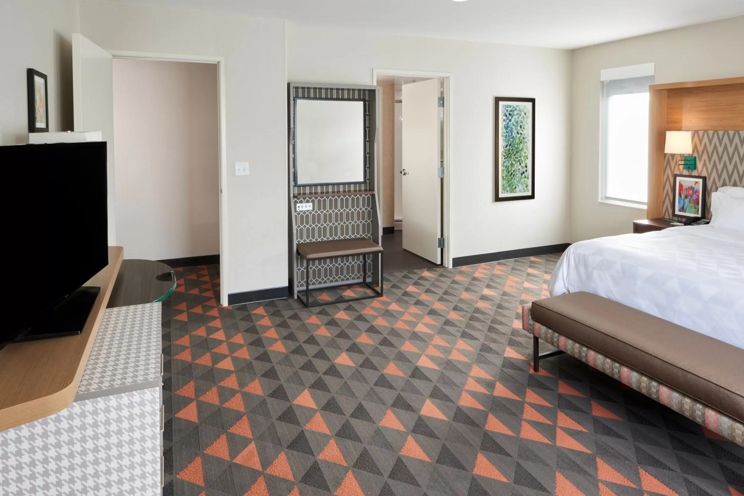 Bedroom, Bed in Holiday Inn & Suites Philadelphia W - Drexel Hill by IHG