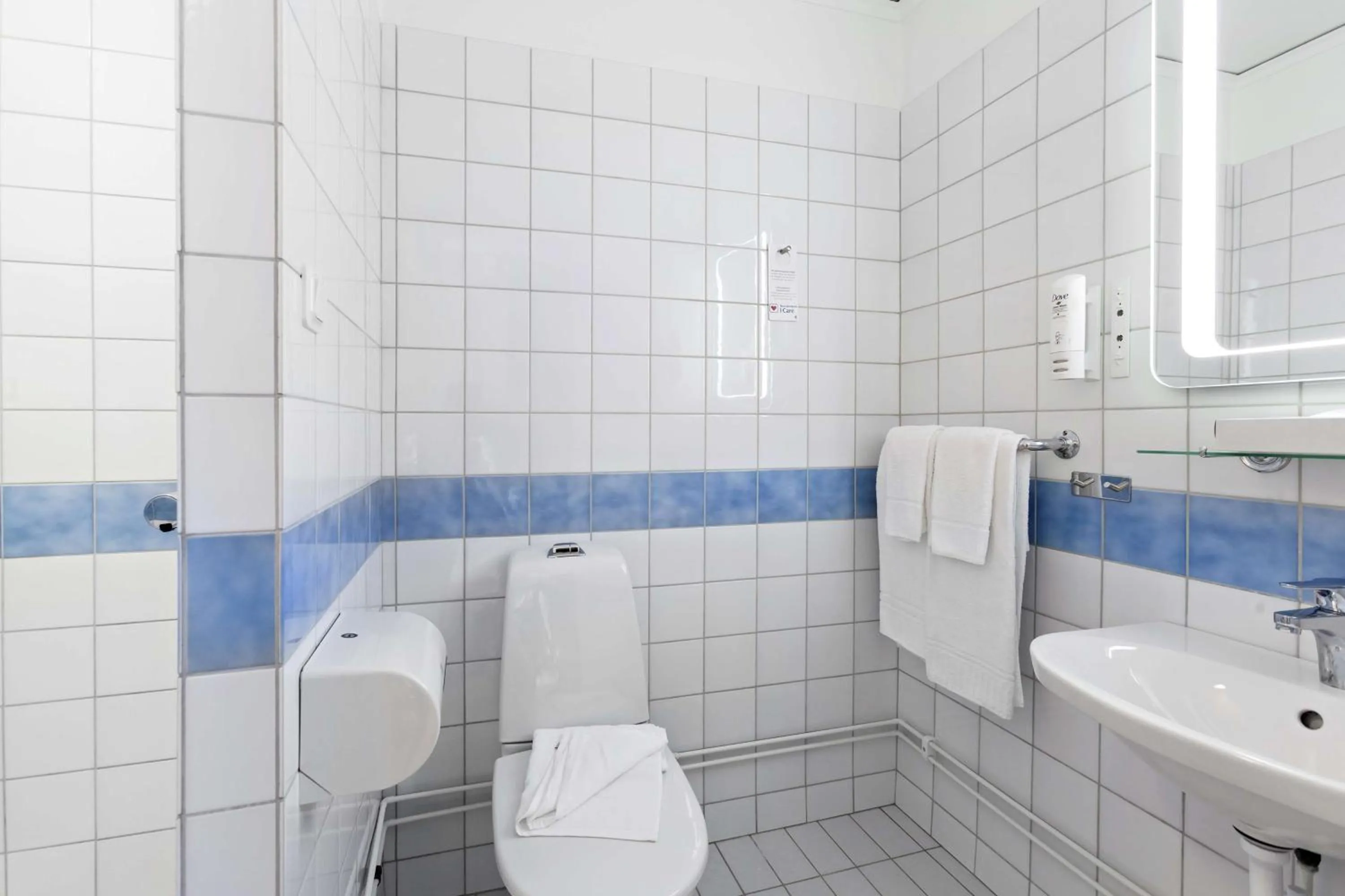 Bathroom in Best Western Vetlanda Stadshotell