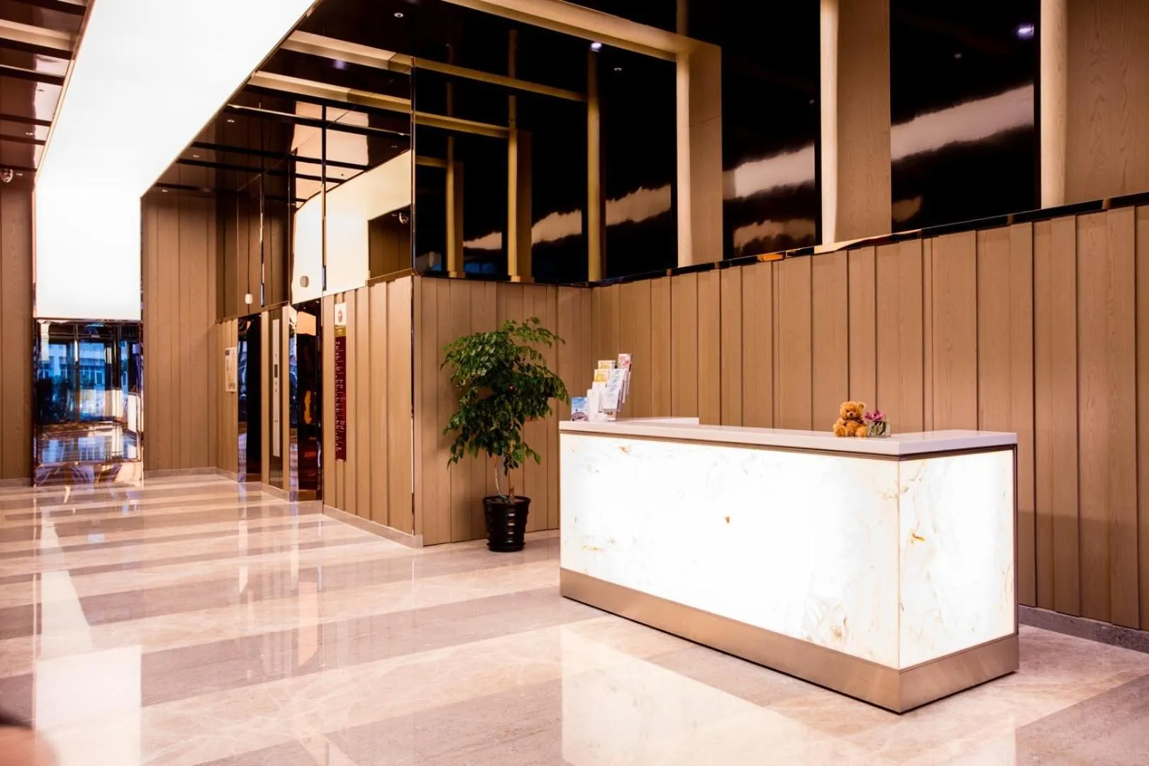Lobby or reception in Fullon Hotel Taoyuan Airport Access MRT A8
