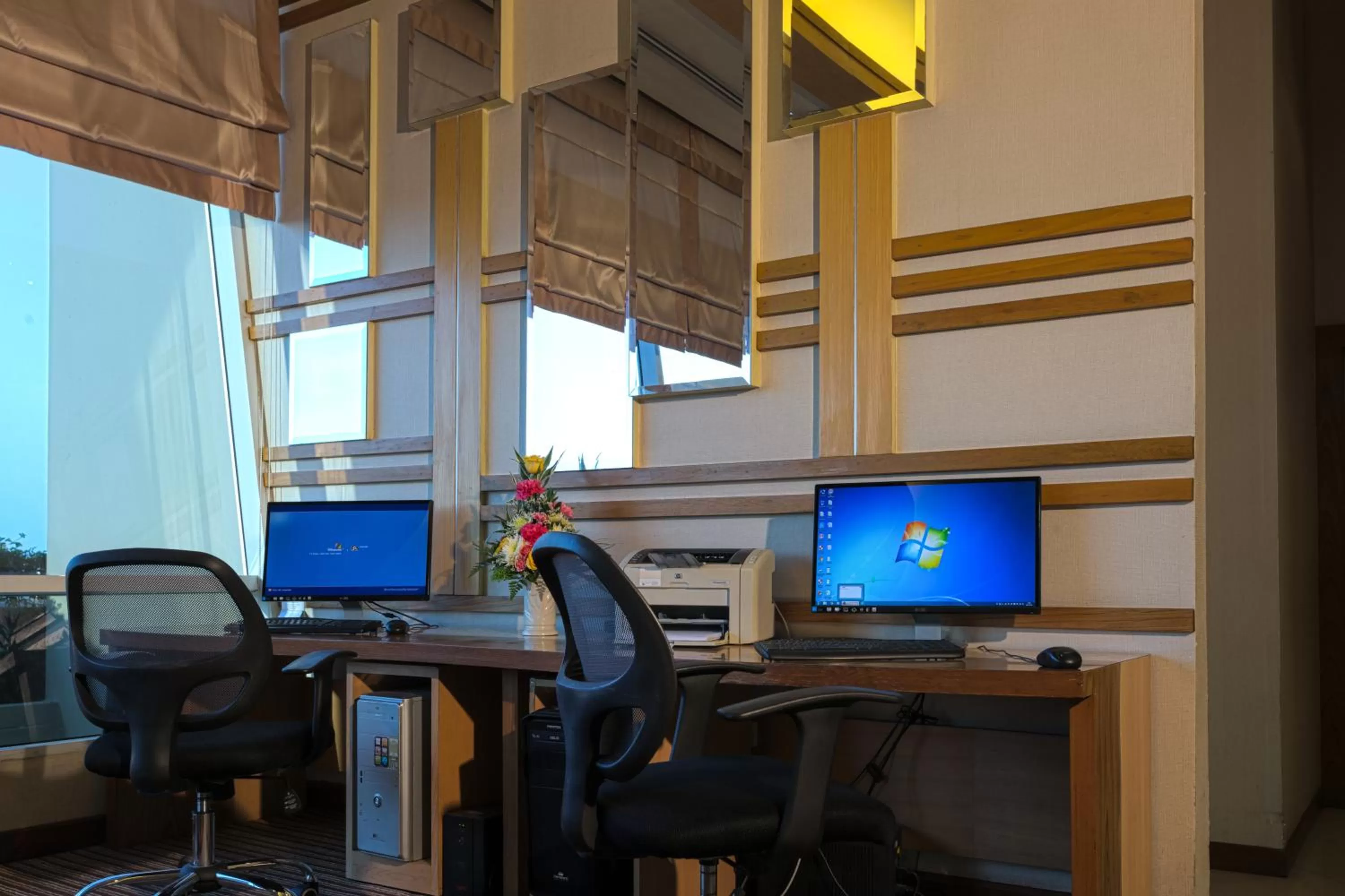 Lobby or reception in Asia Airport Hotel