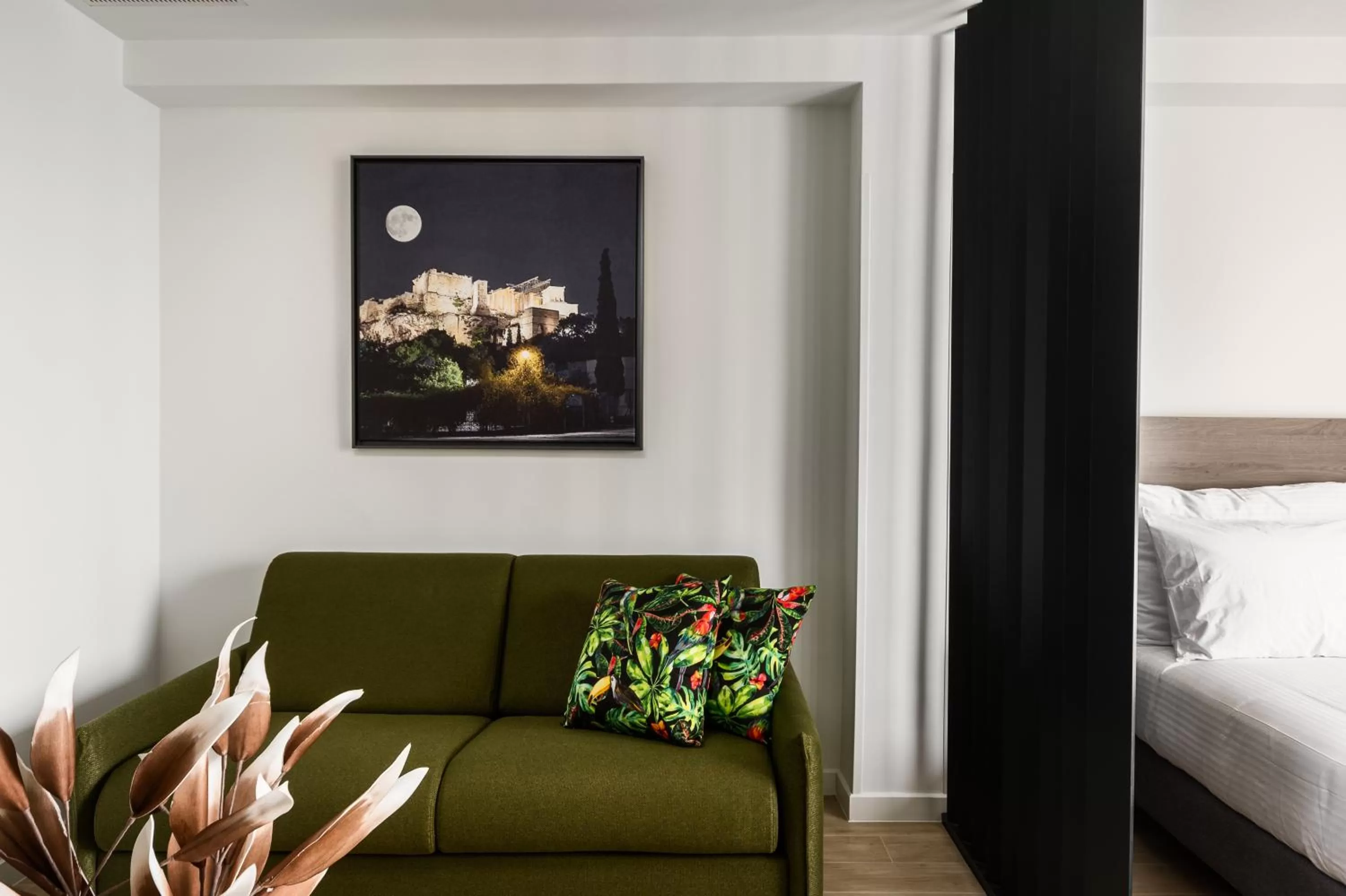 Decorative detail, Bed in Hestia - Averof 7