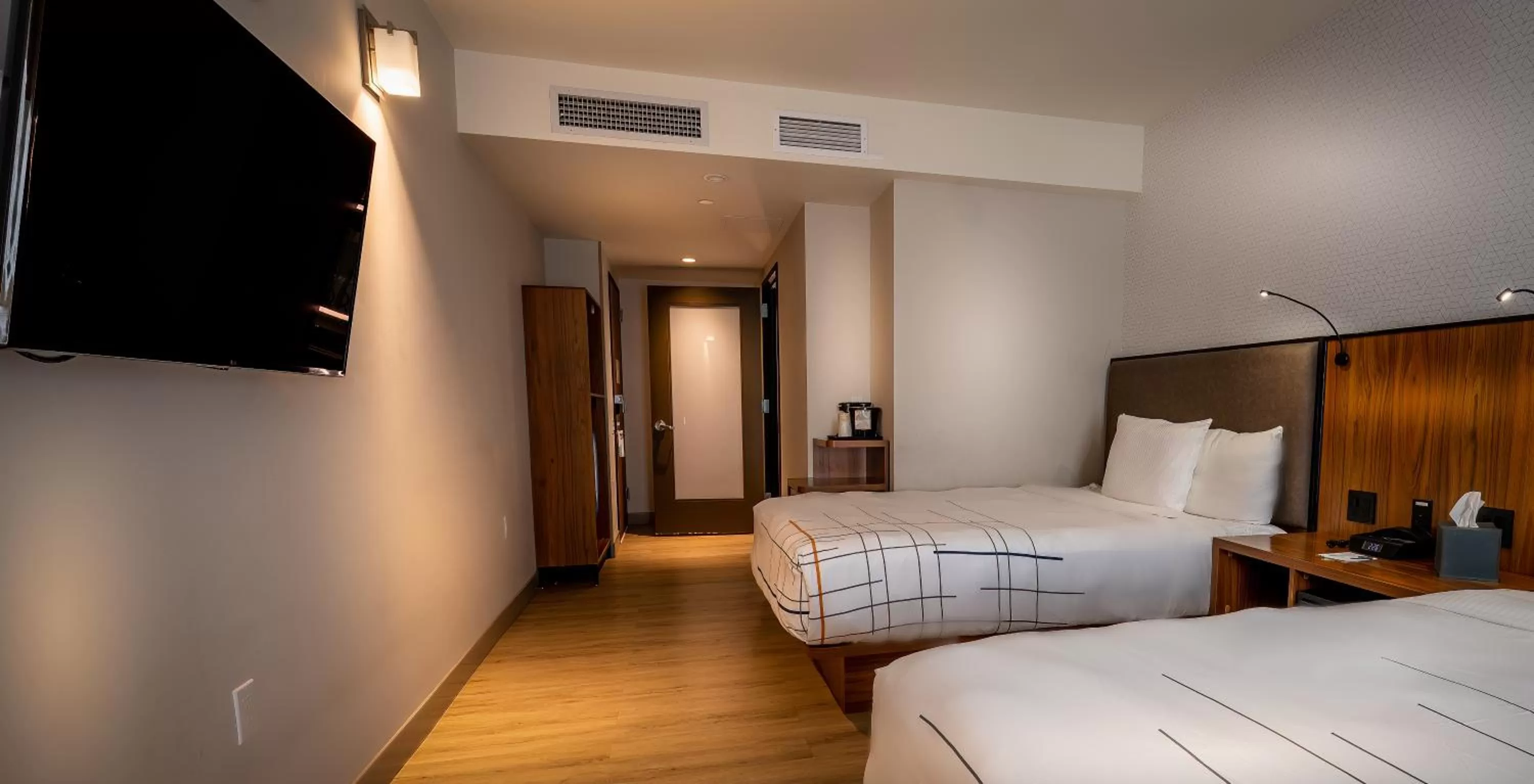 Bedroom, Bed in La Quinta by Wyndham Time Square South