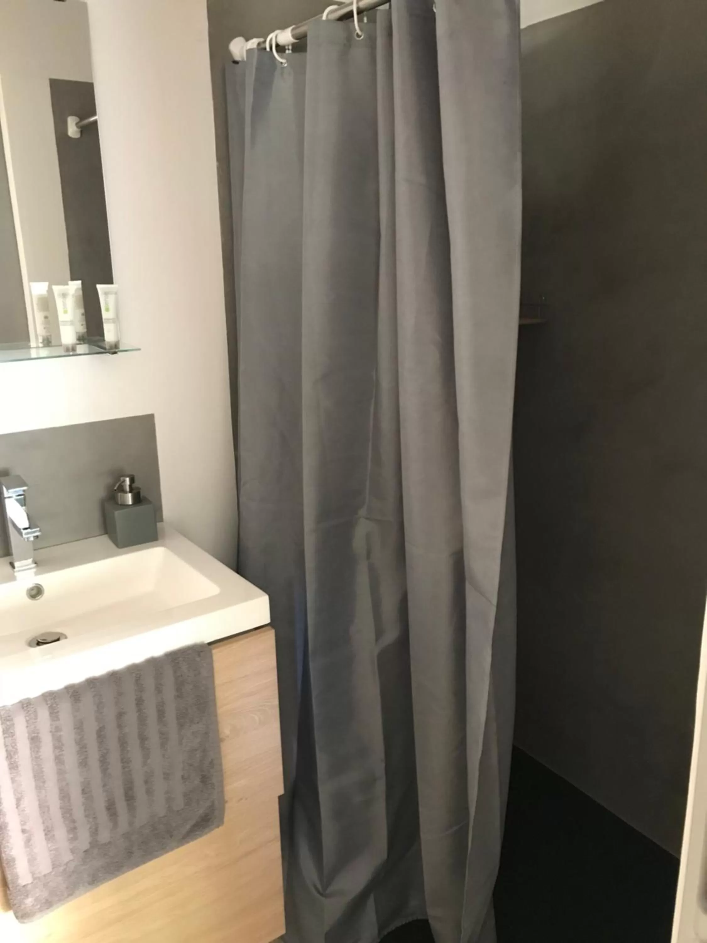 Bastide Bellugue Maison d'hôtes réseau Bienvenue à La Ferme à 3 minutes de Lourmarin