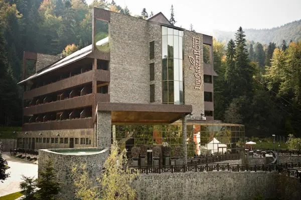 Lux Garden Hotel