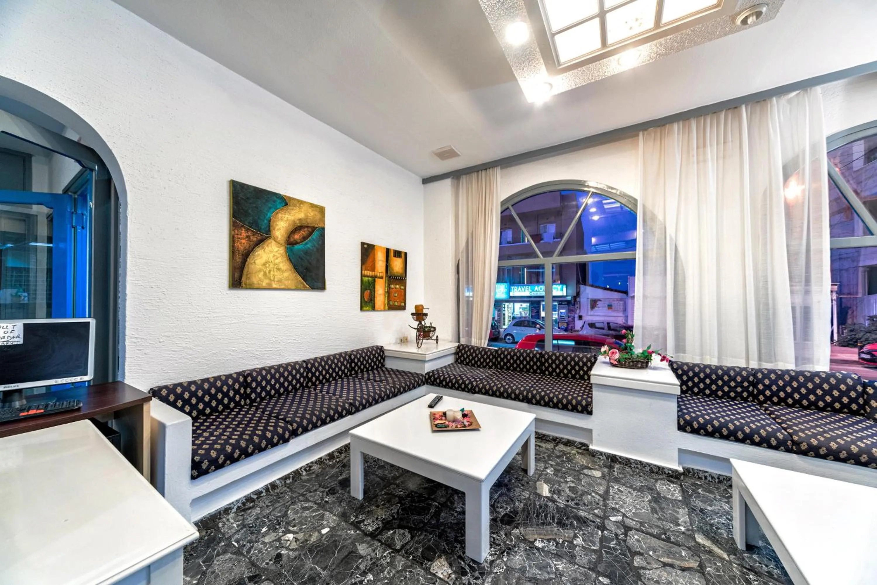 Lobby or reception in Hotel Iro