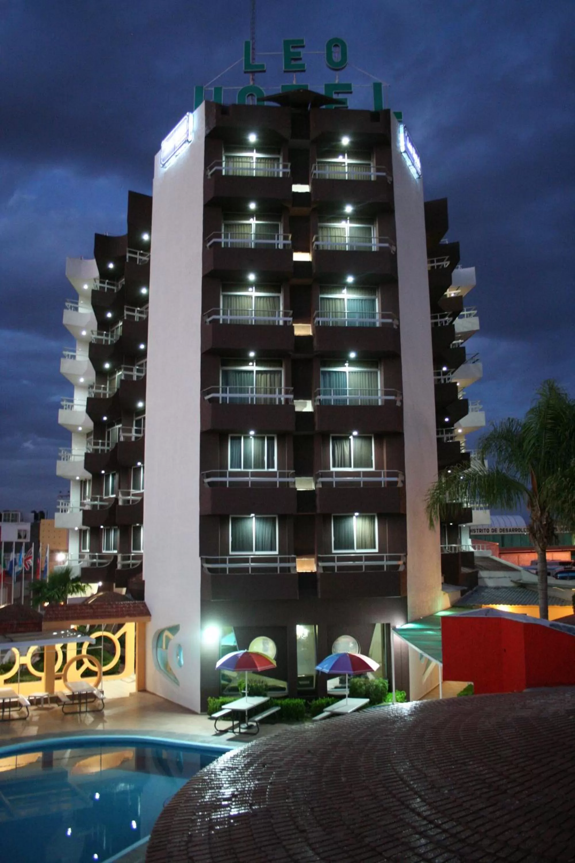 Facade/entrance, Property Building in Leo Hotel