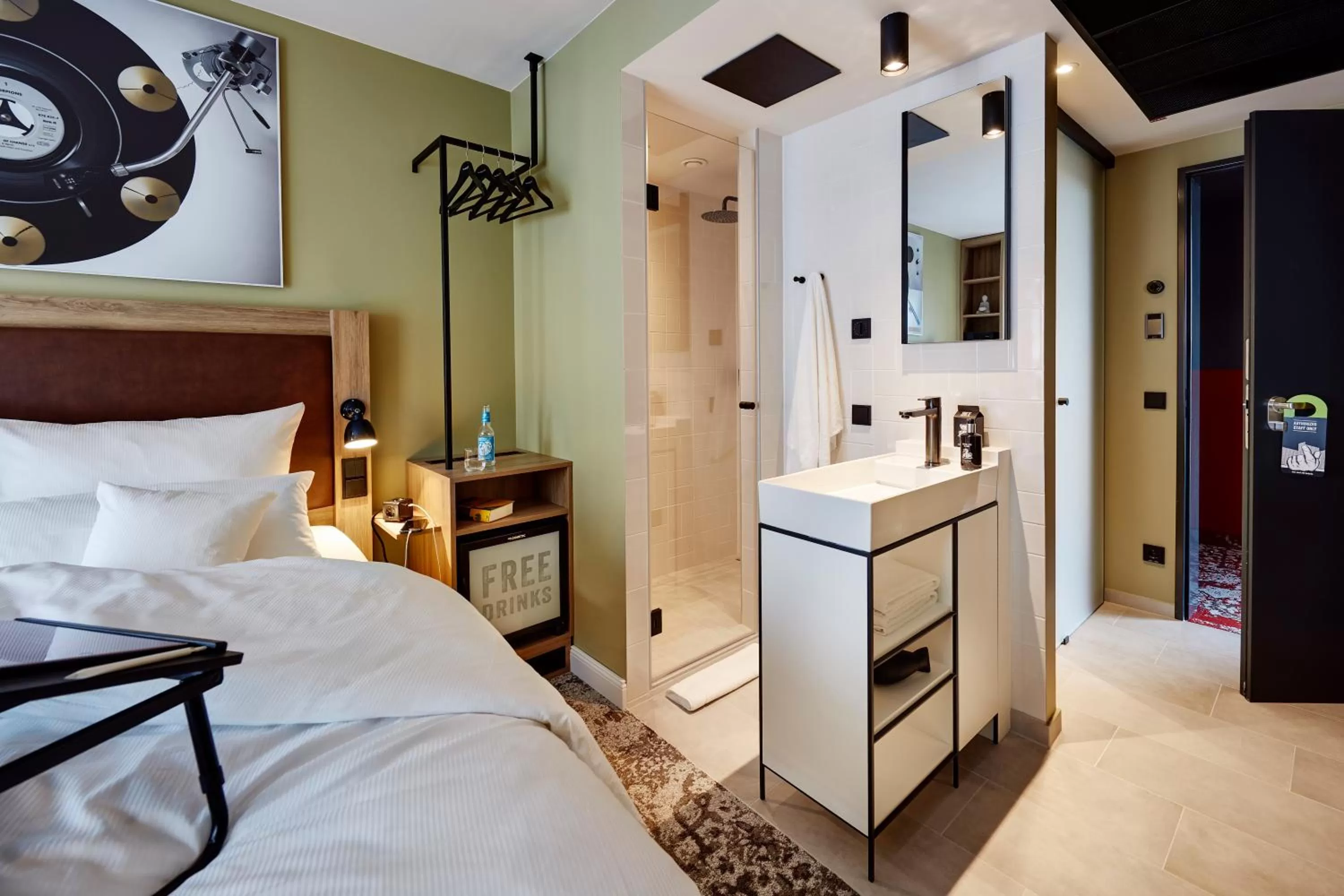 Bathroom, Bed in Me and All Hotel Hanover, by Hyatt