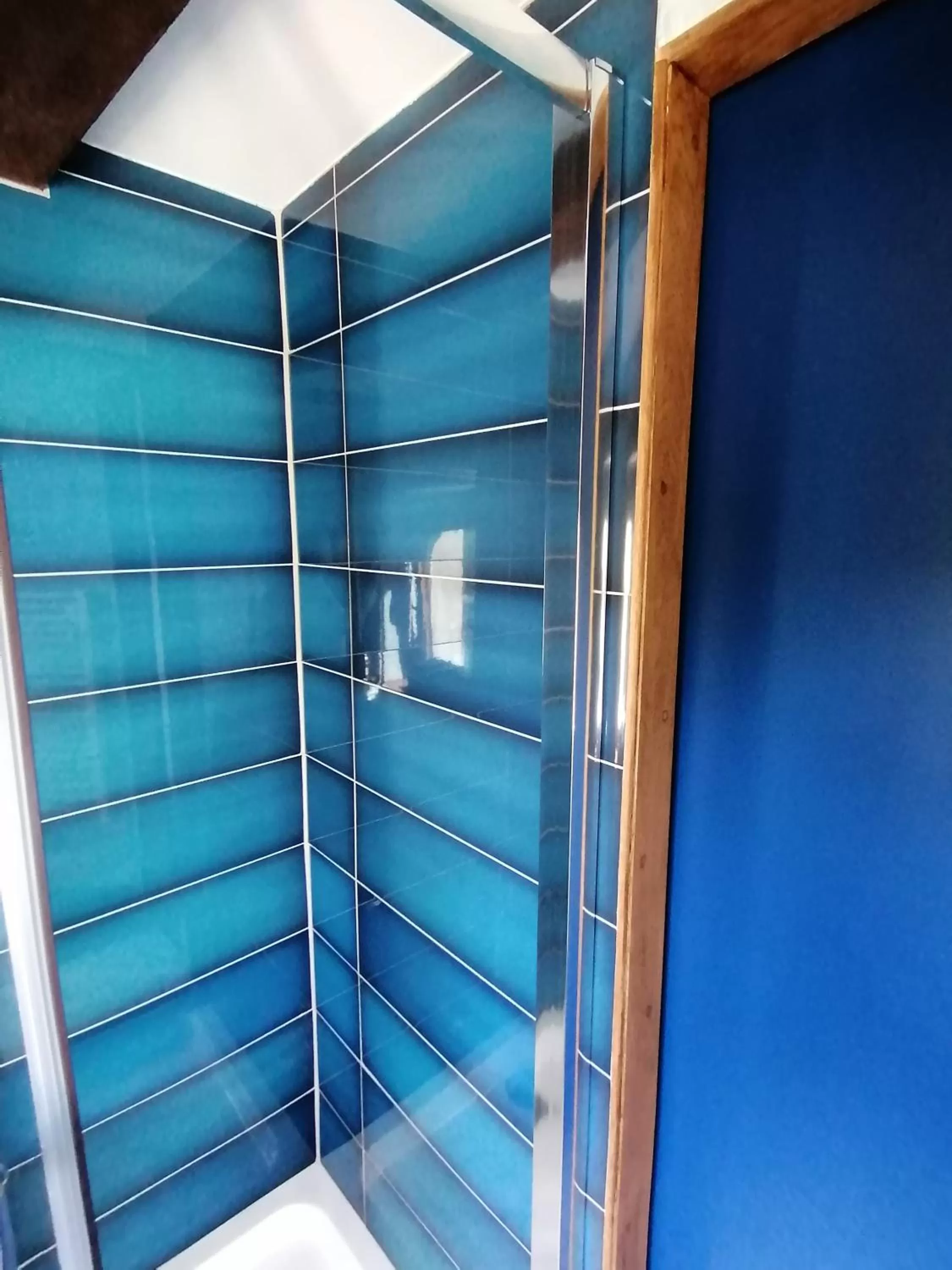 Shower in La Tour du Bois Dormant