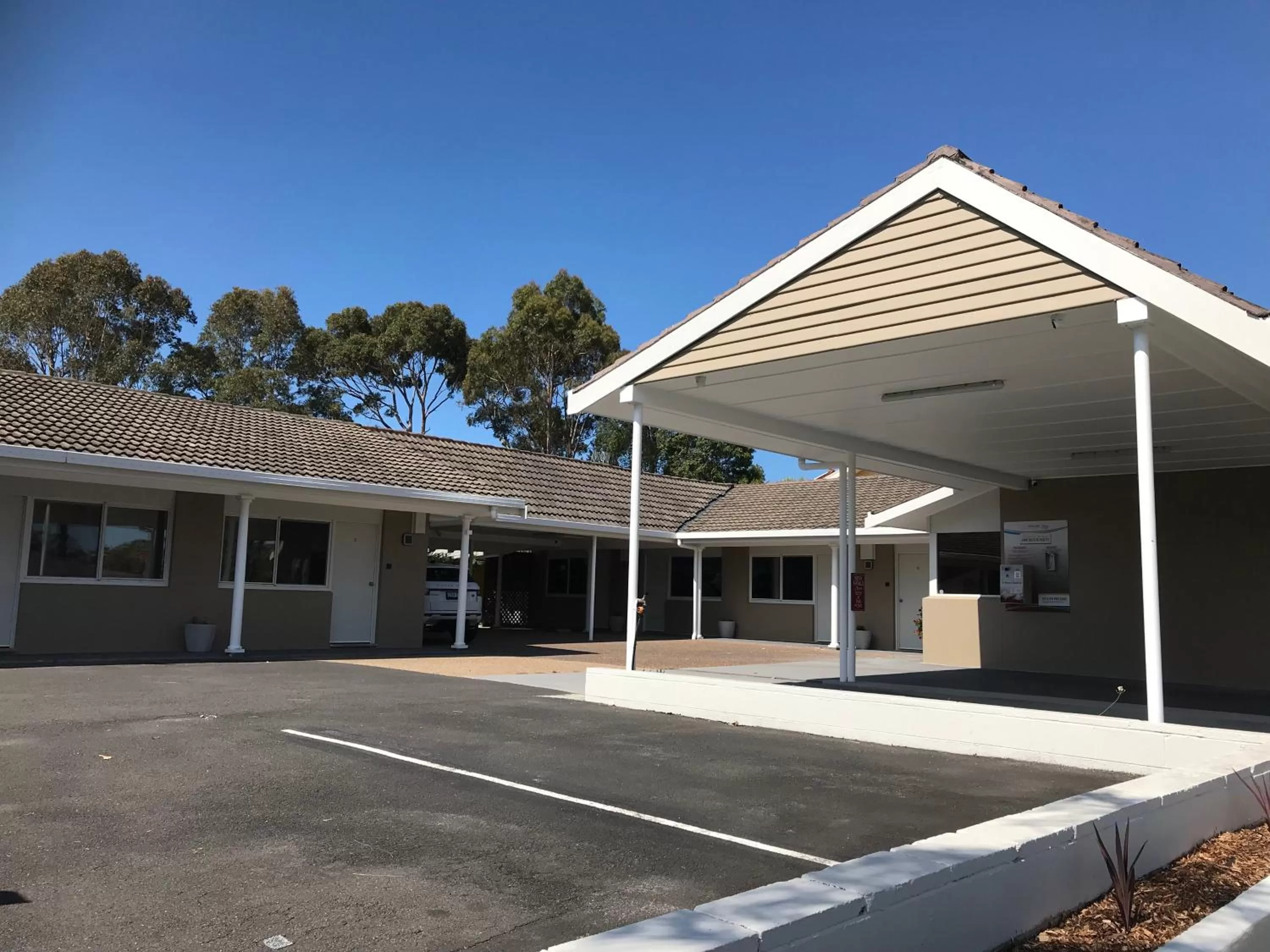 Property building in Ulladulla Motel