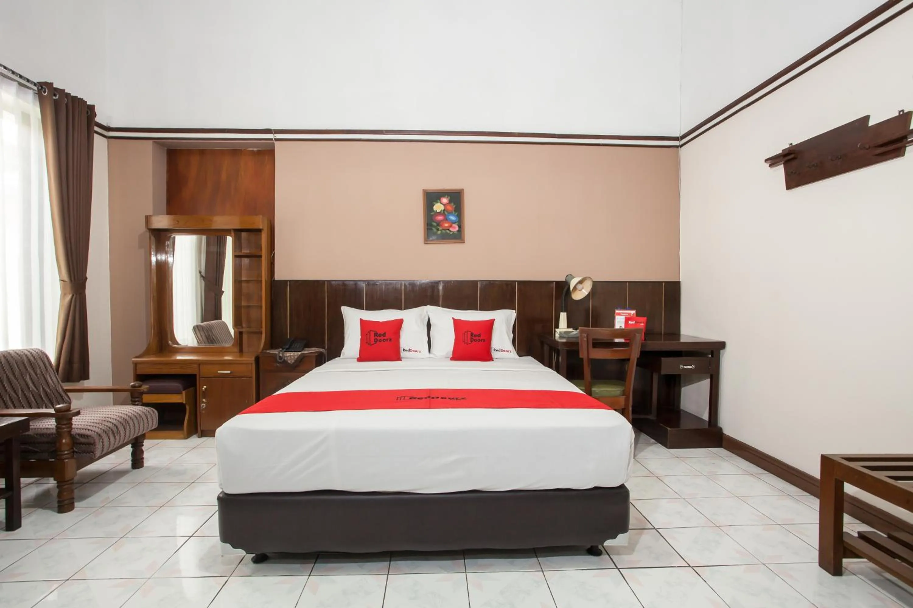 Bedroom, Bed in RedDoorz near Balai Kota Malang