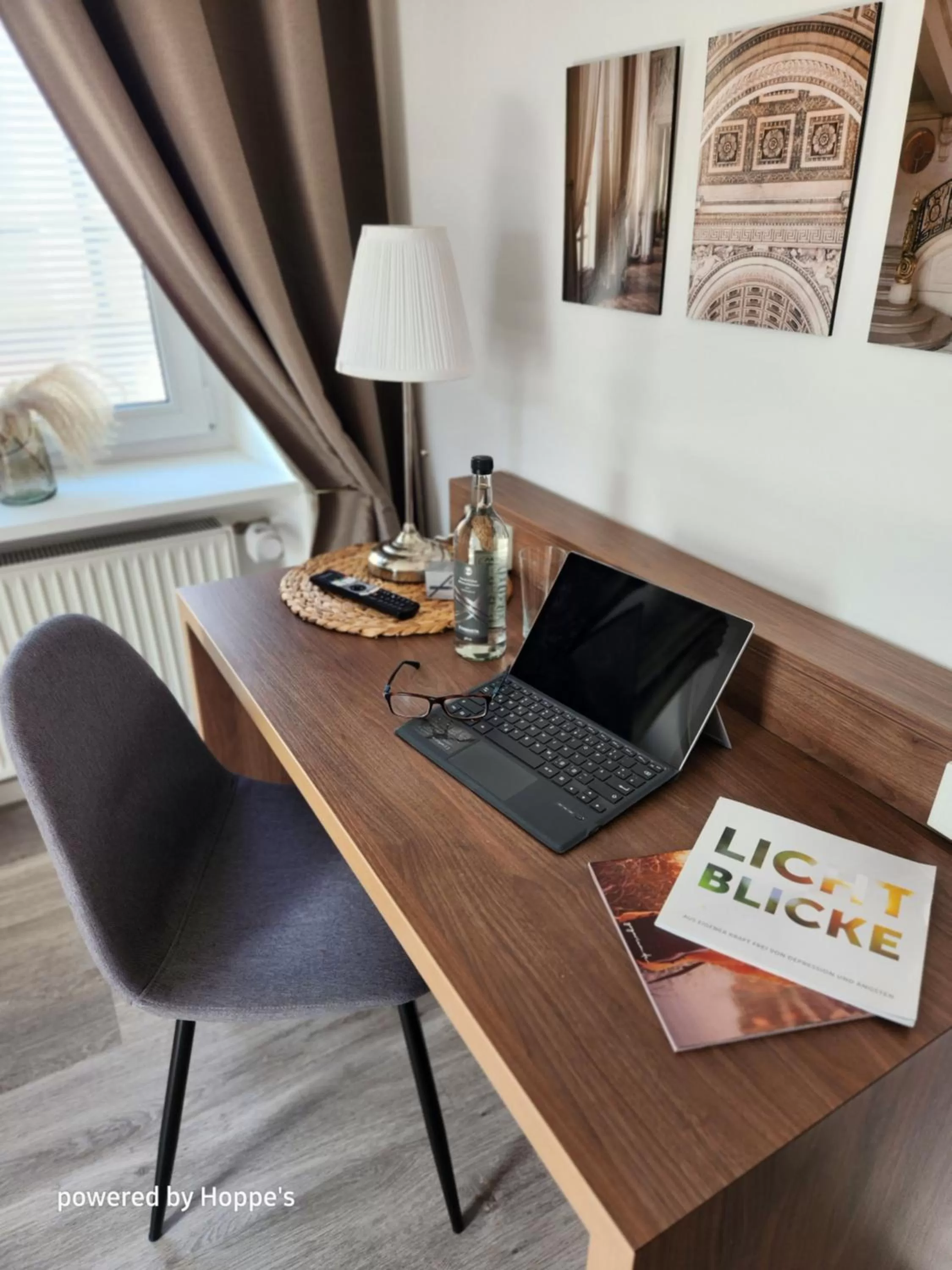 Photo of the whole room in Hotel Hoppe