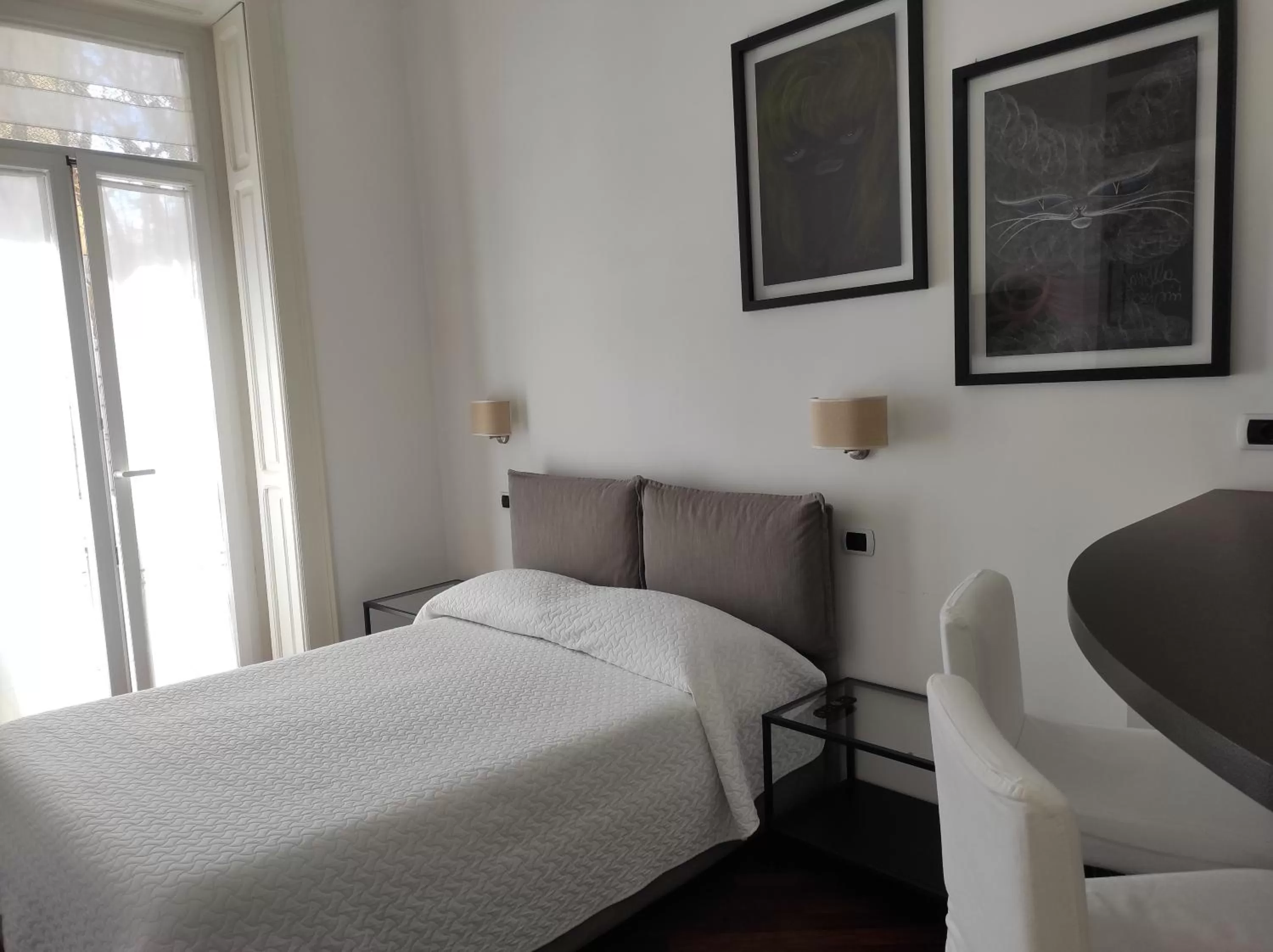 Studio with Balcony in Luca Giordano 142 B&B