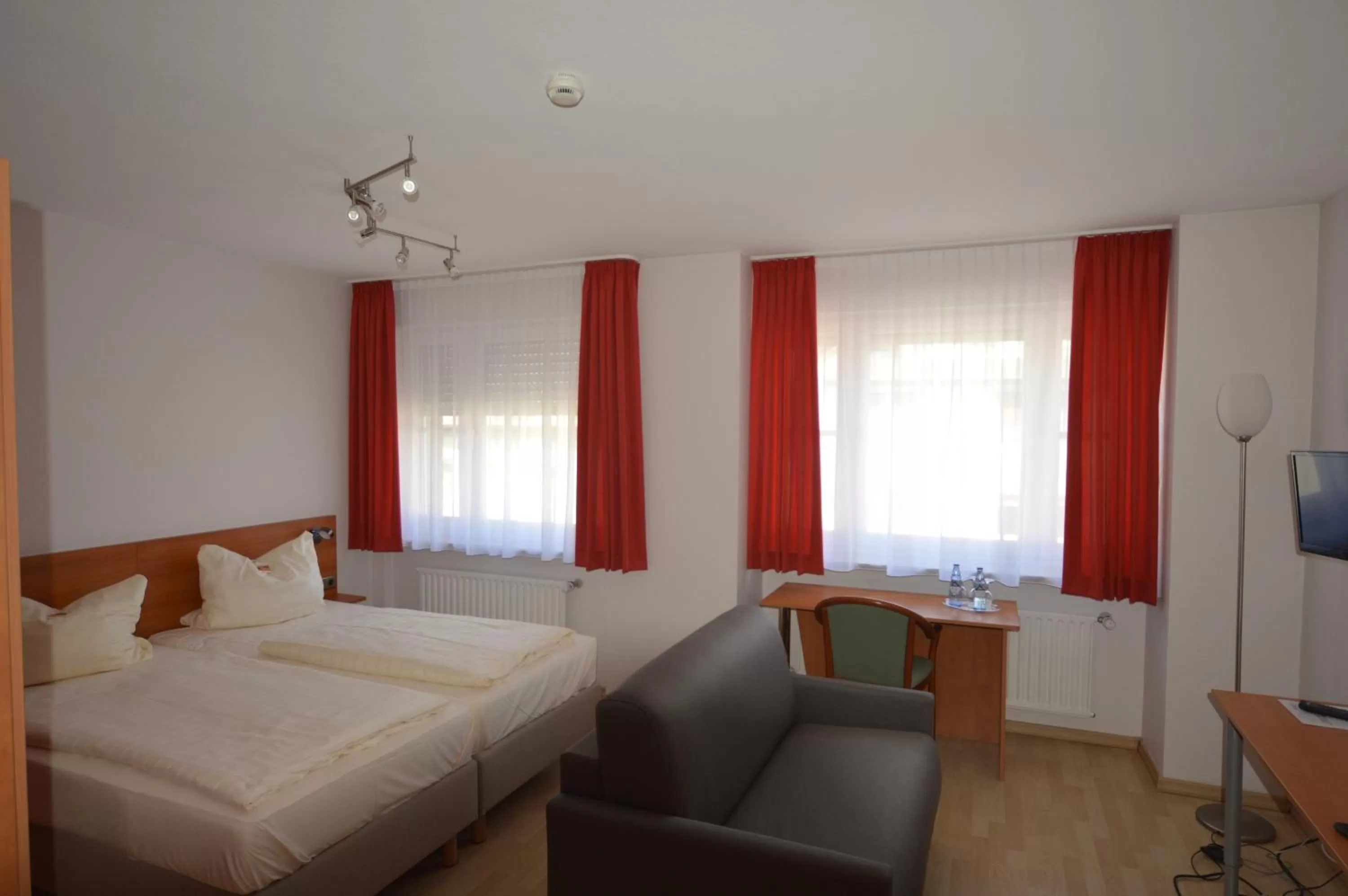 Photo of the whole room, Bed in Aktivhotel Alter Kaiser