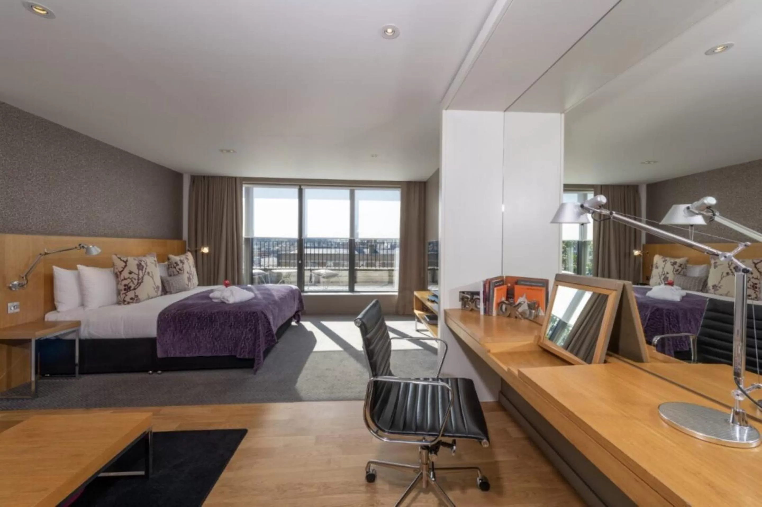 Bed in Apex Temple Court Hotel