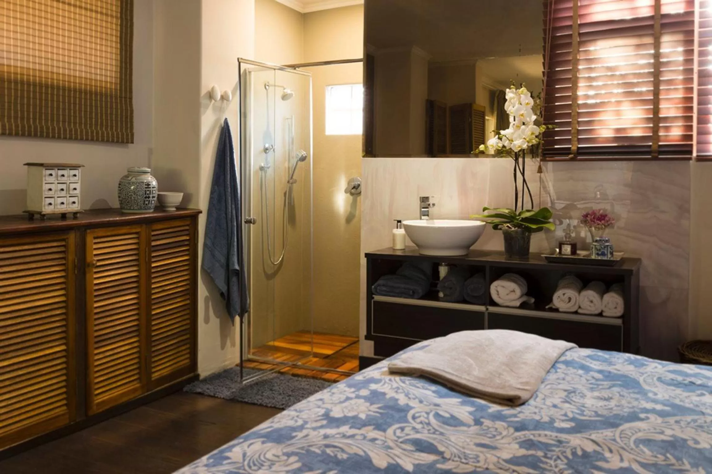 Bedroom, Bathroom in Craighall Garden Guest House