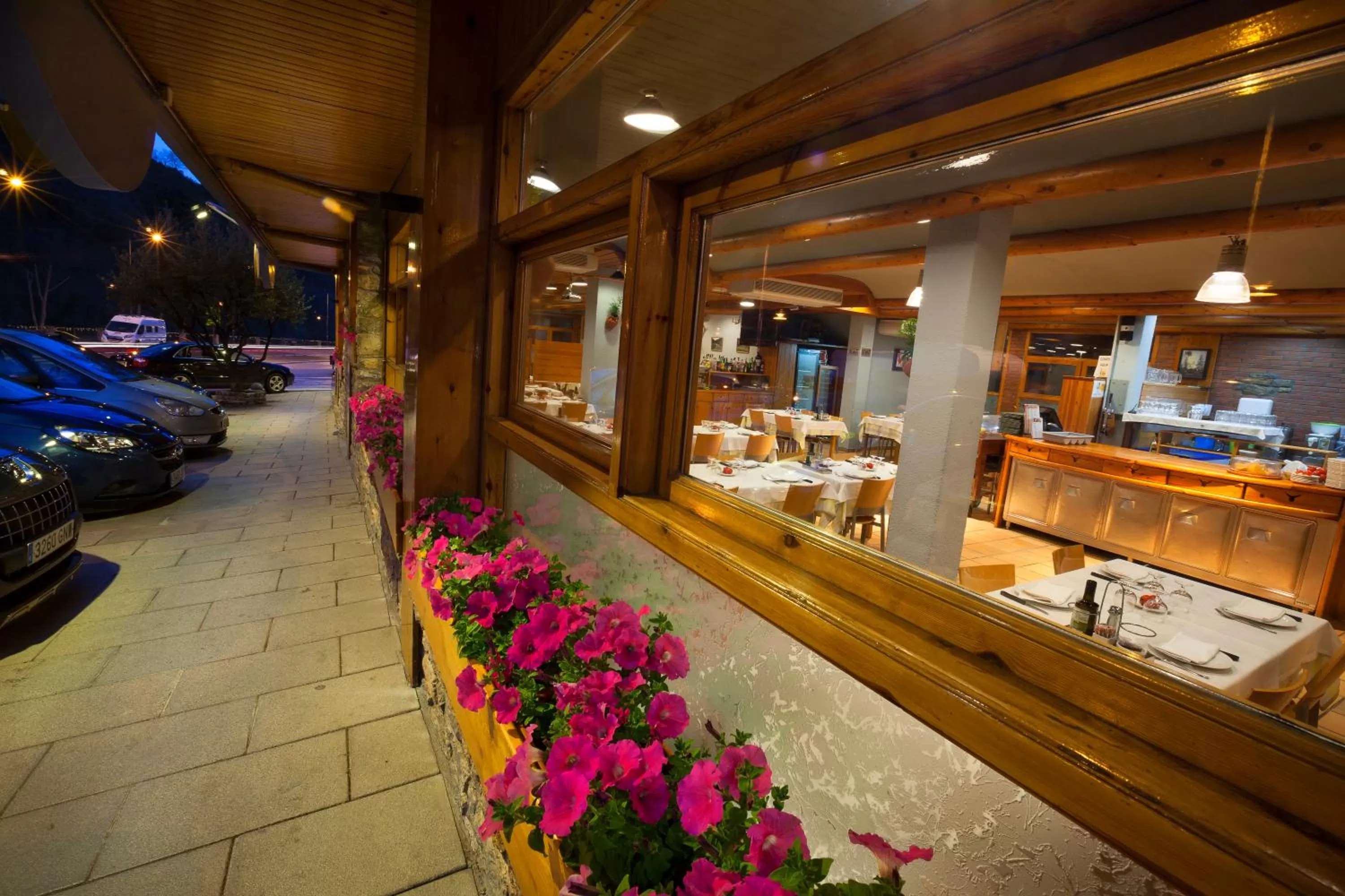 Property building in Hotel Restaurant Les Brases