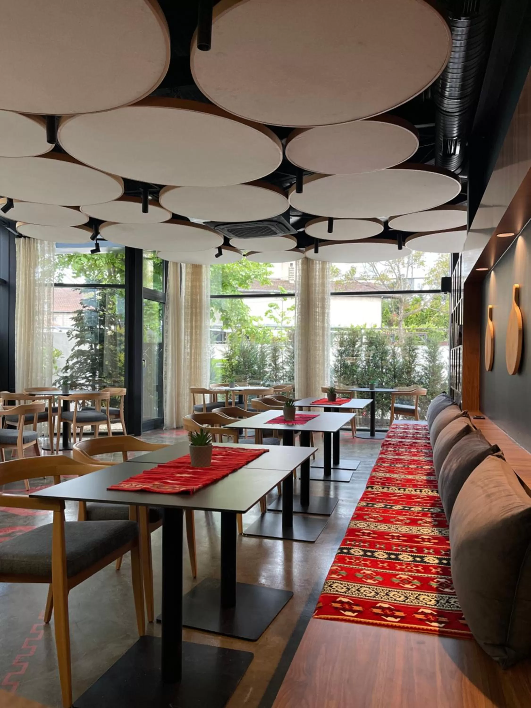 Restaurant/Places to Eat in Etnomania Boutique Hotel