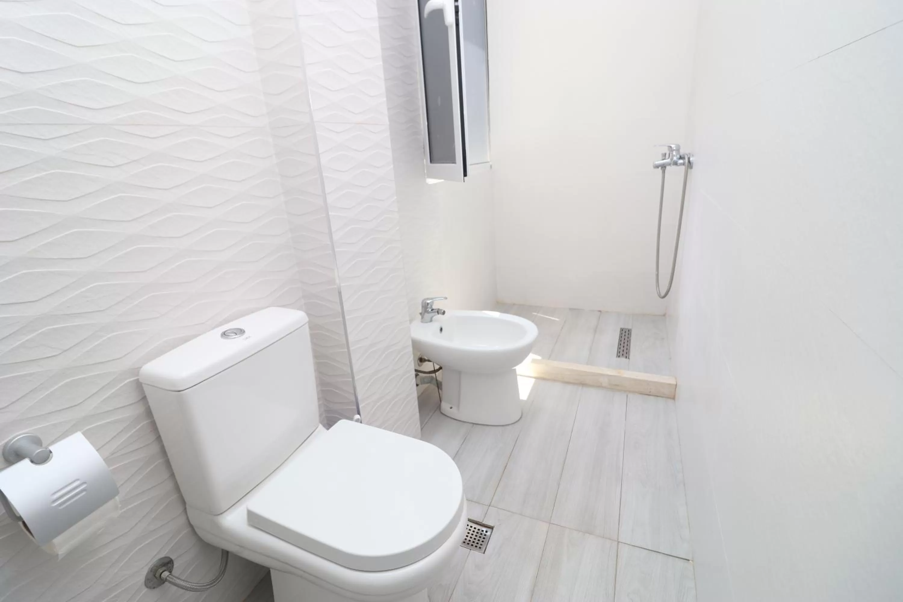 Shower, Bathroom in HOTEL KRISTAL