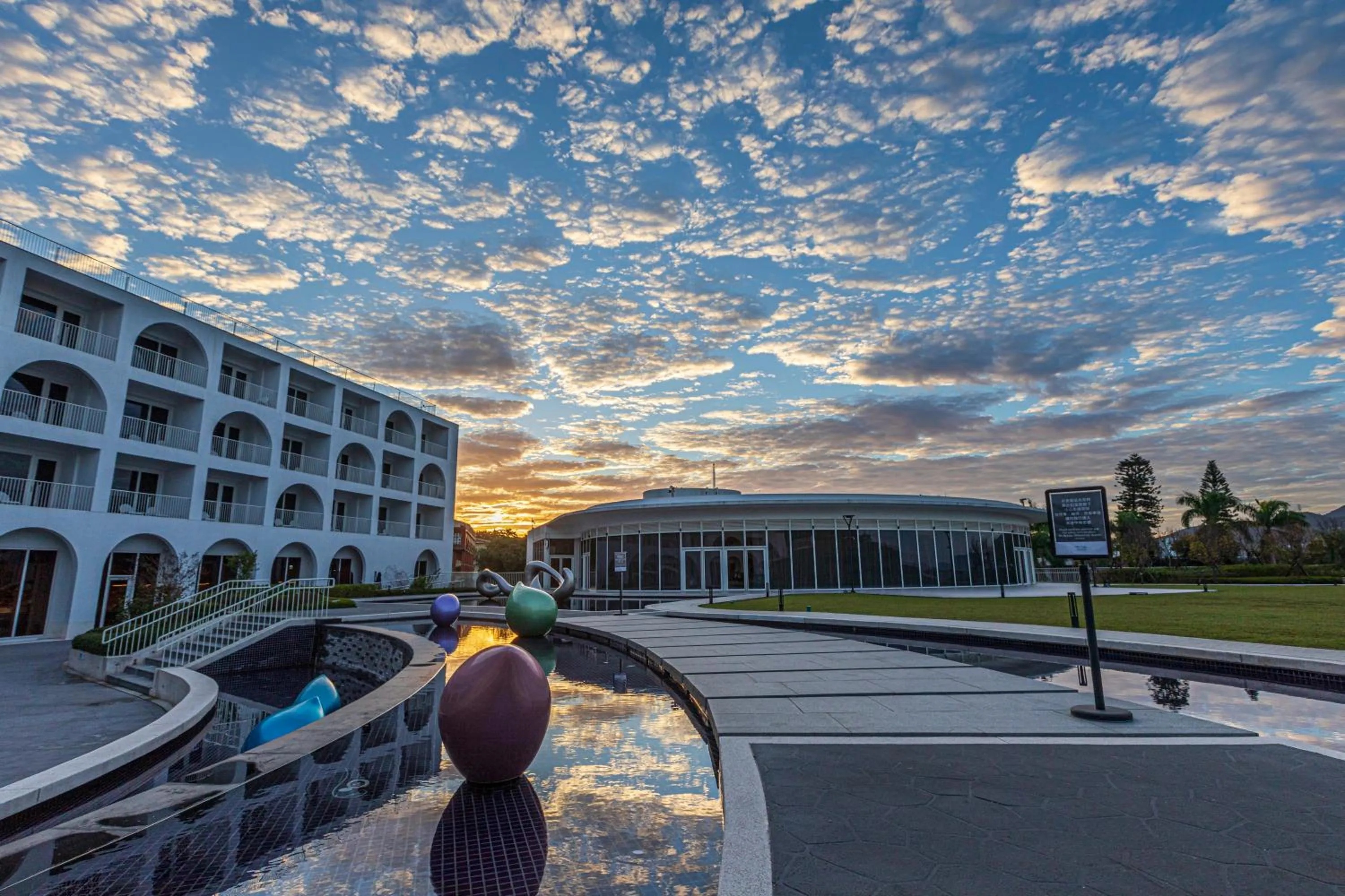 Property building in Golden Tulip FAB Hotel New Taipei