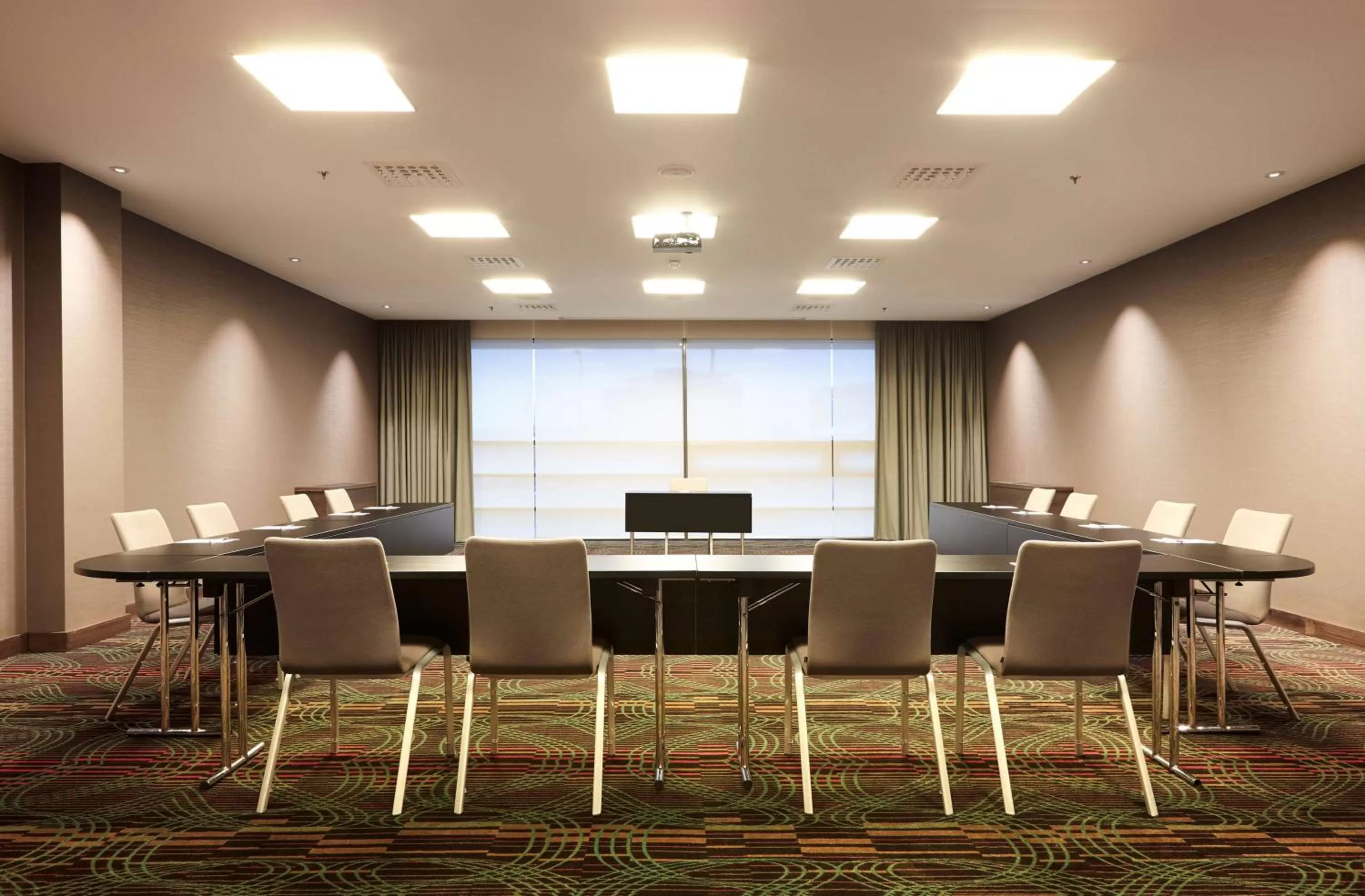 Meeting/conference room in Hyatt Place Amsterdam Airport
