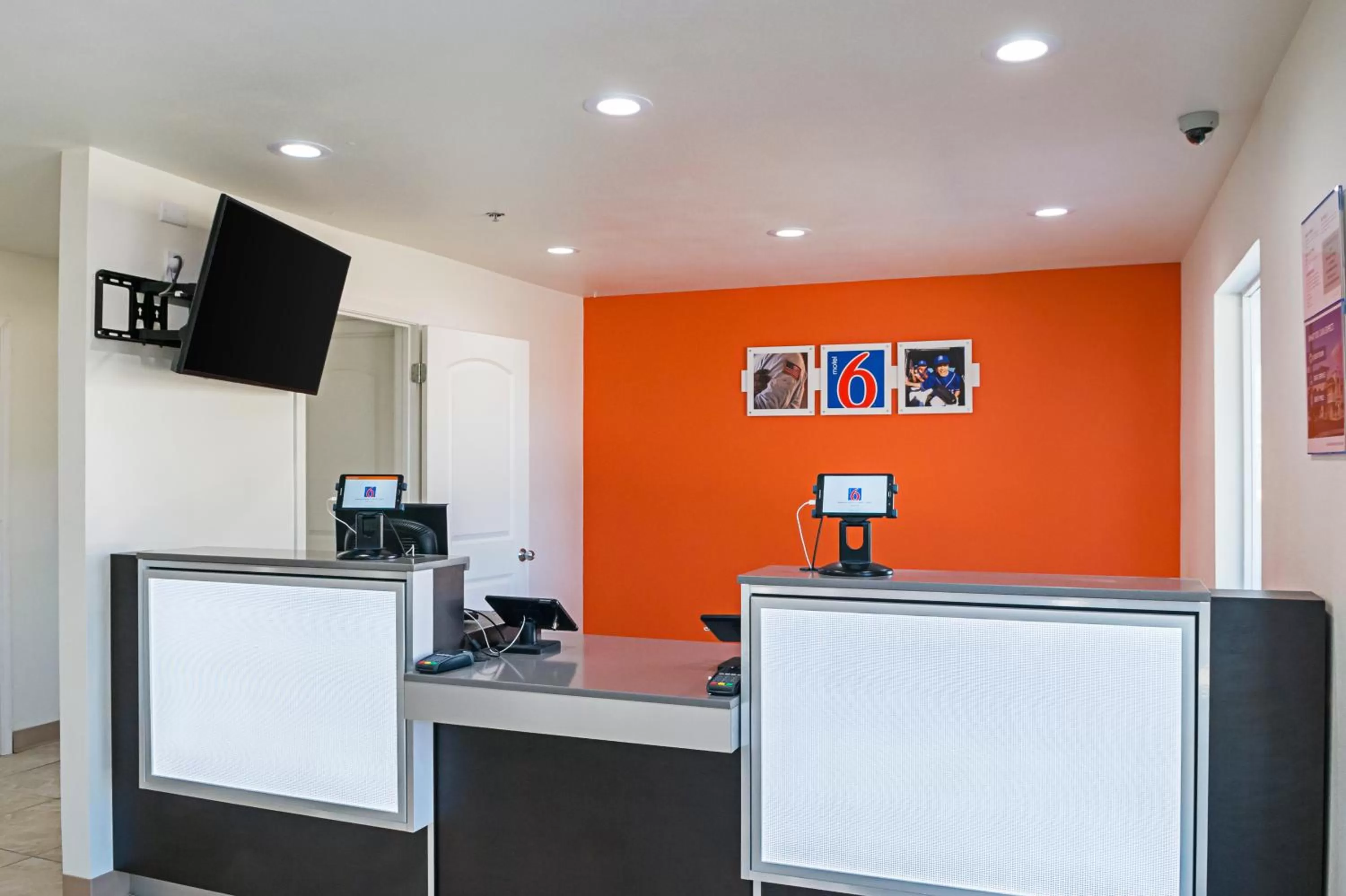 Lobby or reception in Motel 6-Bay Saint Louis, MS