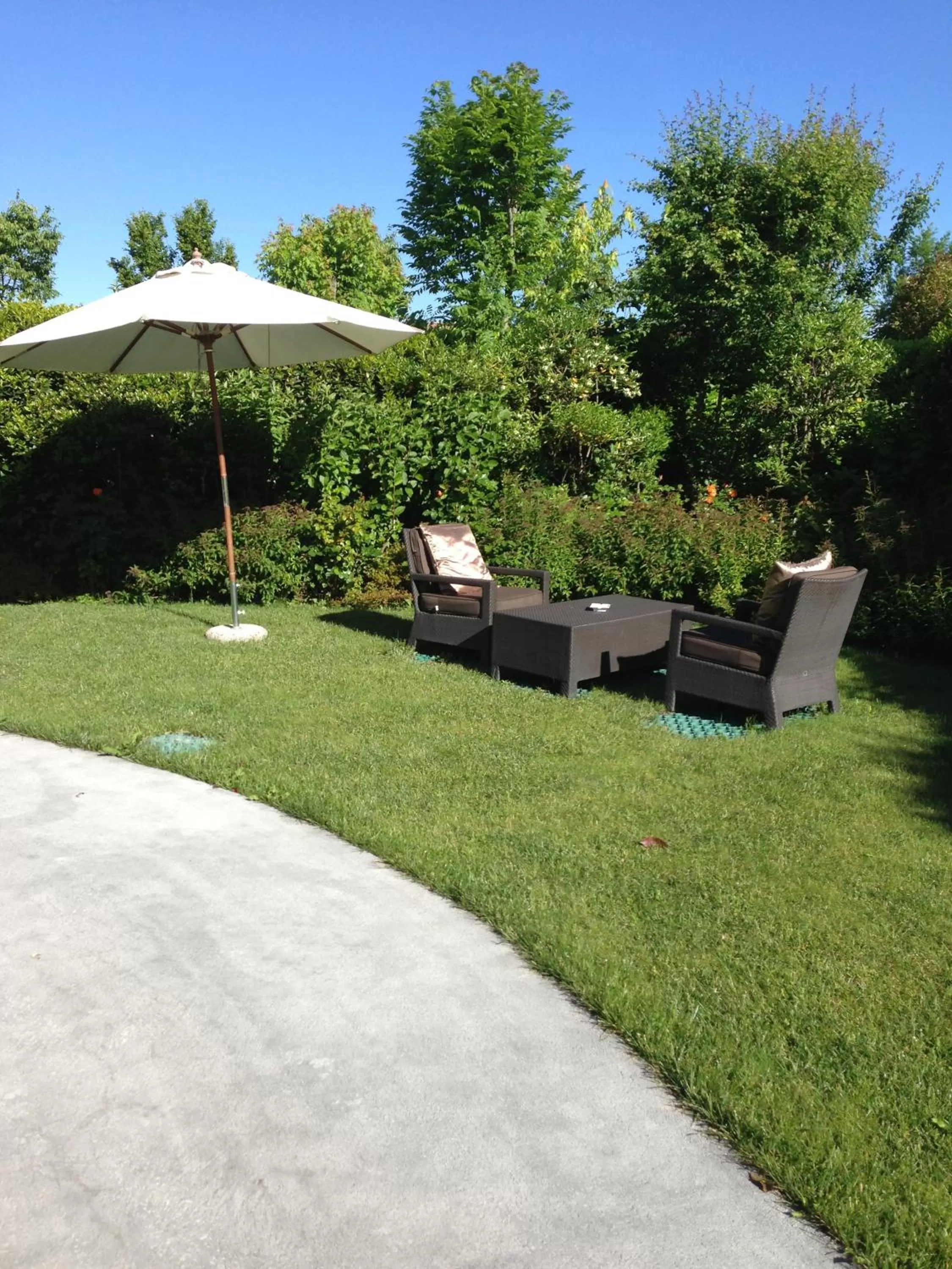 Garden in Joia Hotel & Luxury Apartments RTA