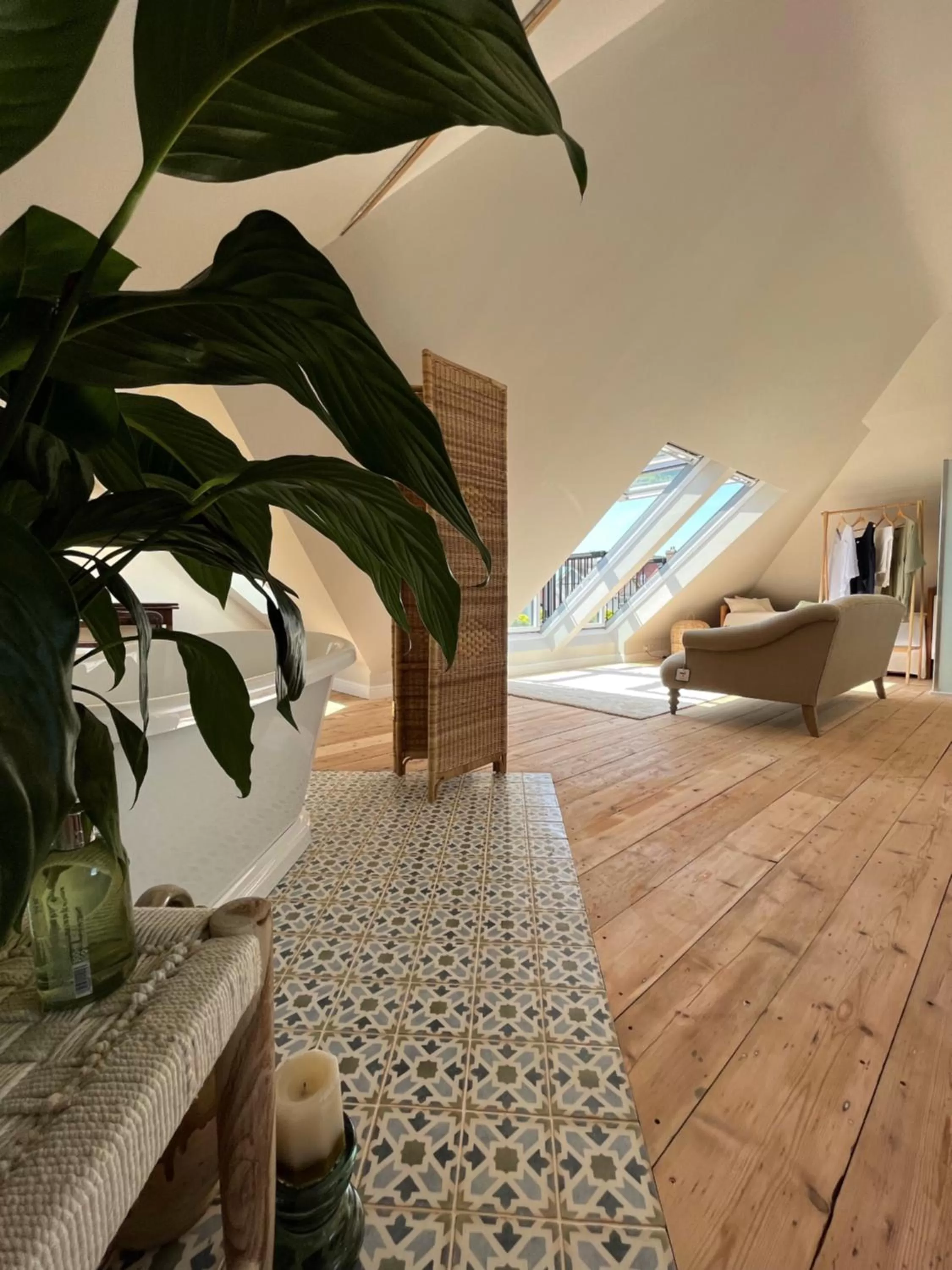 Living room, Swimming Pool in Hedgebank