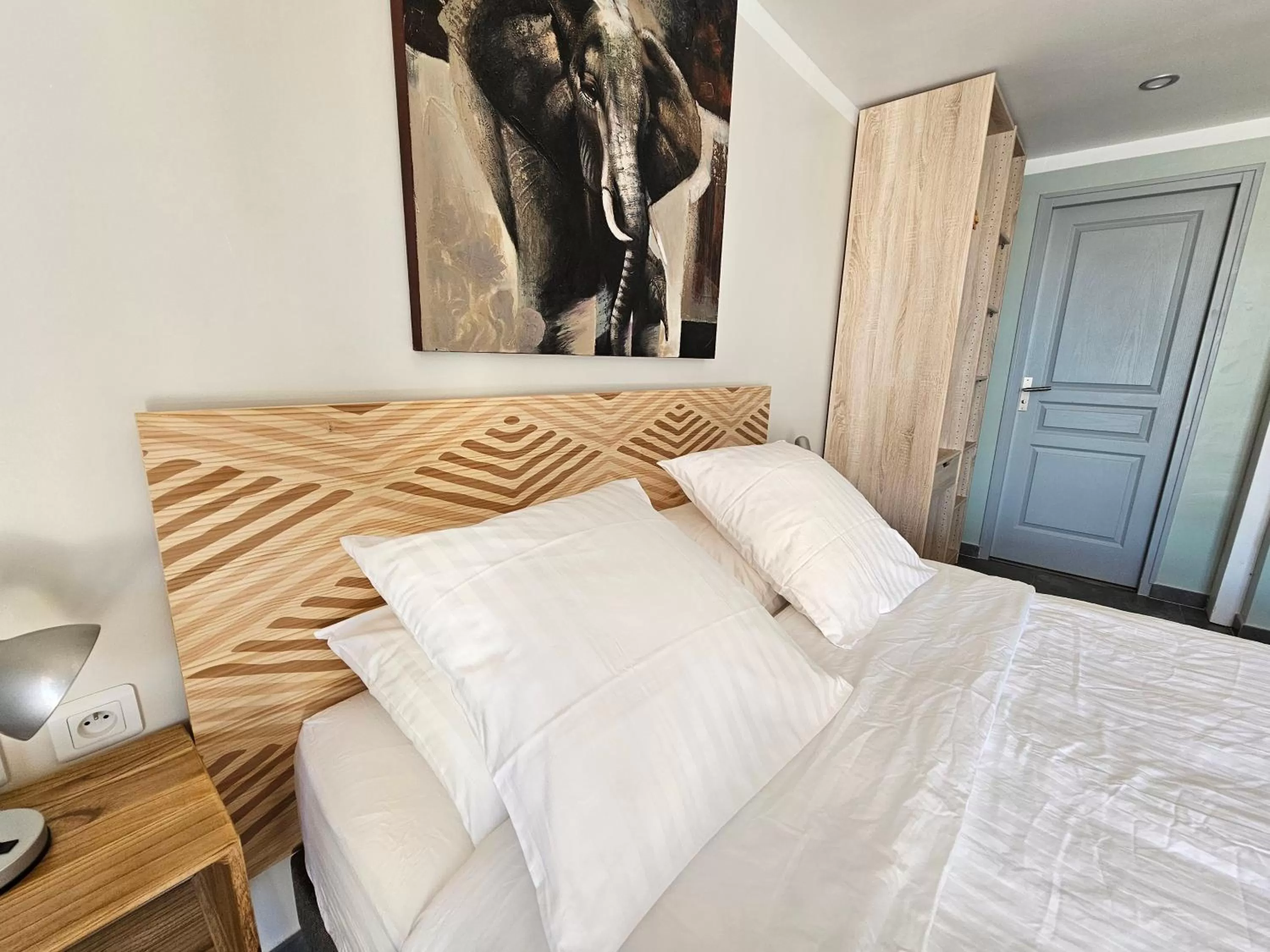 Bed in La Casa del Arti - Chambres d'hôtes - B&B - Piscine chauffée